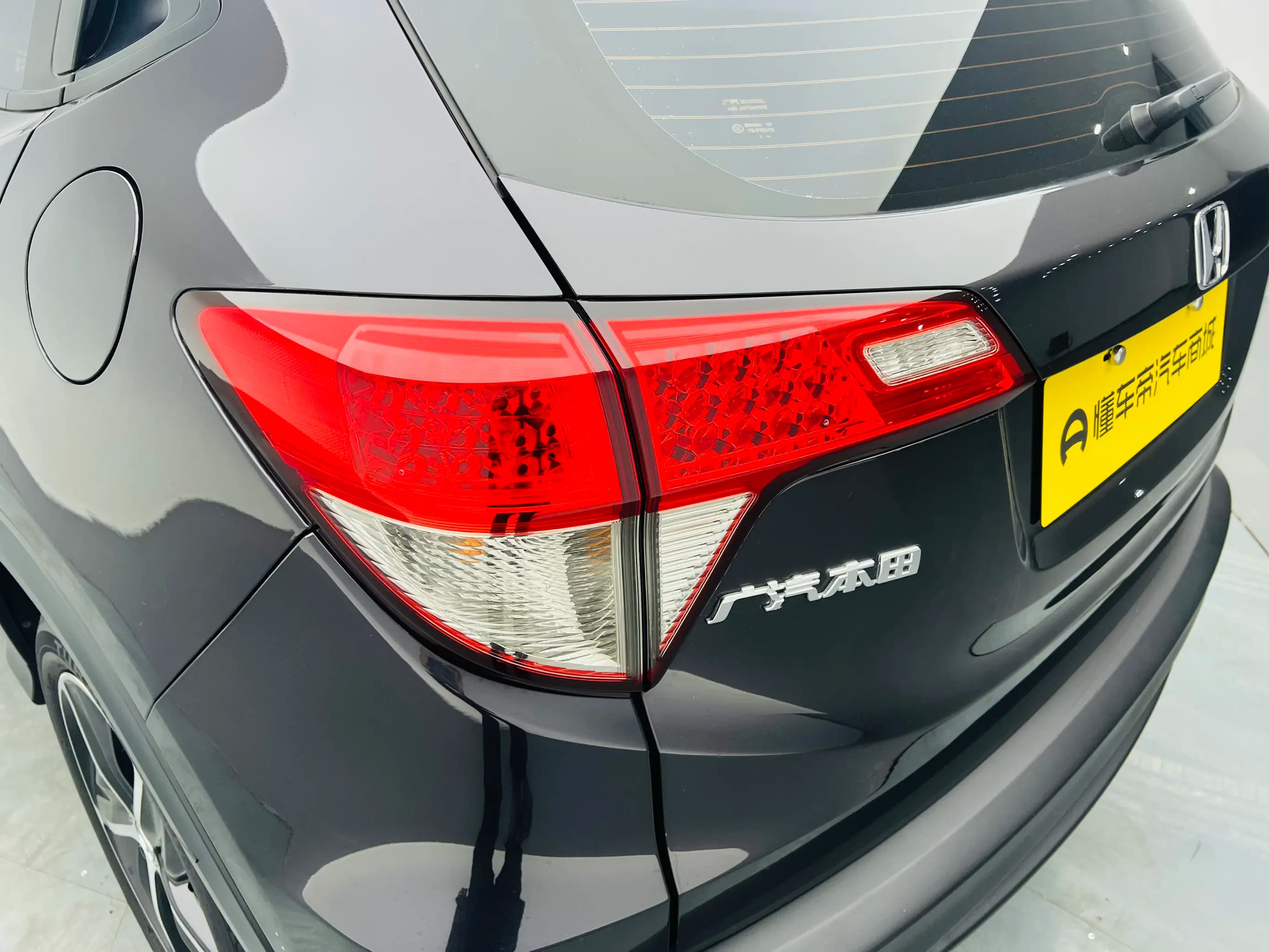 Honda Vezel 2022 г. 63263 км. — фото 13