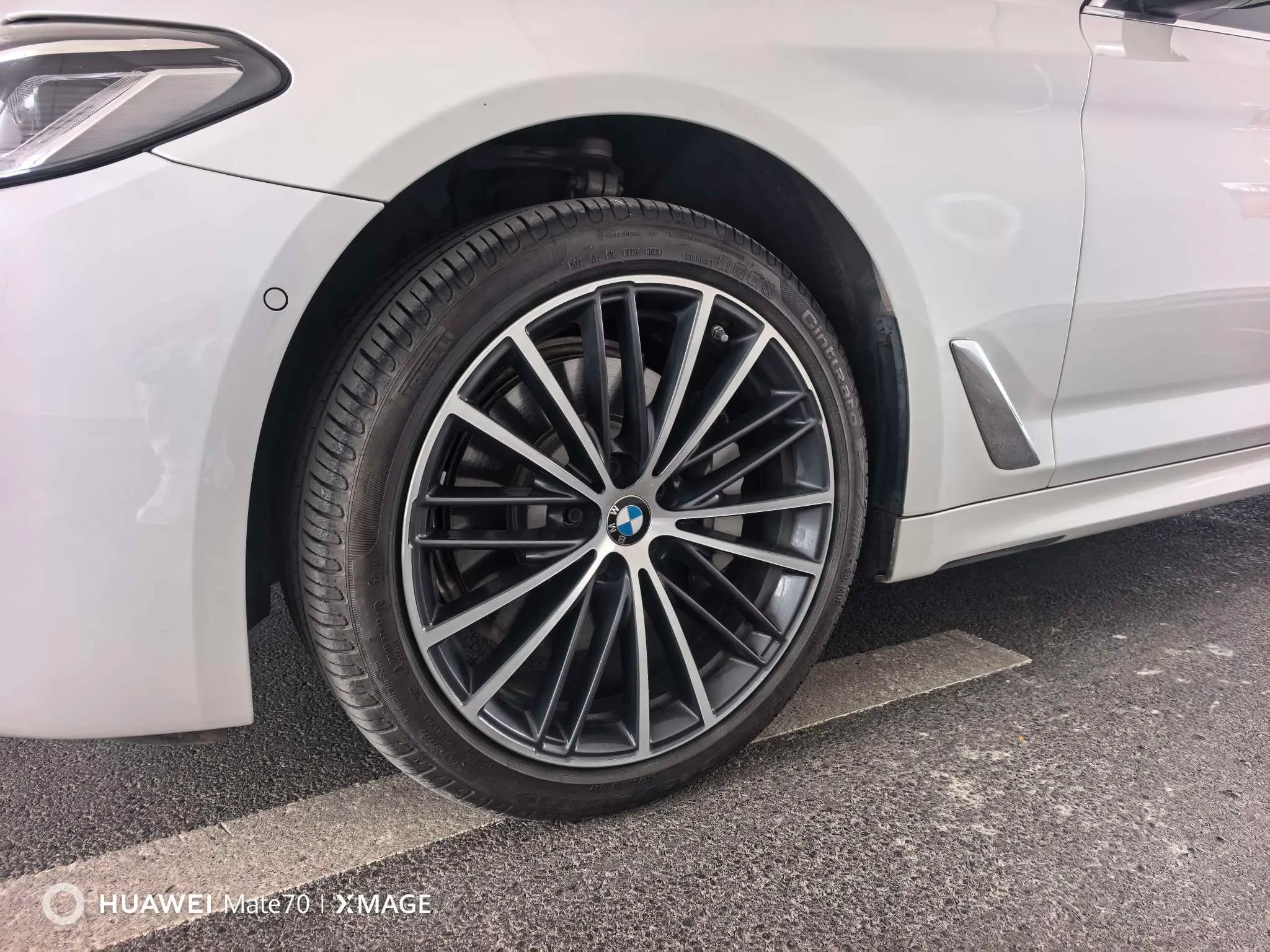 BMW 5 Series 2024 г. 22070 км. — фото 15