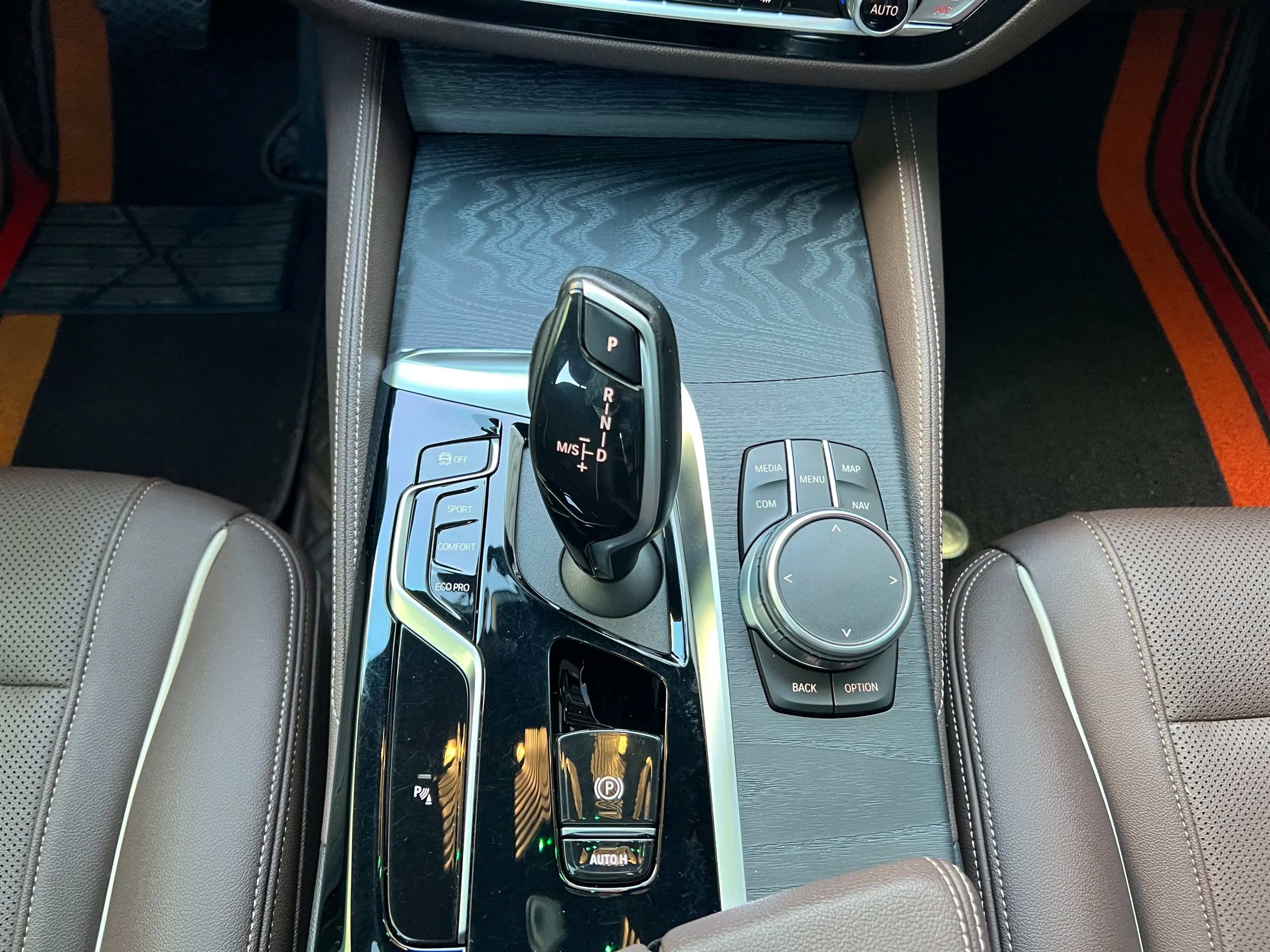 BMW 5 Series 2021 г. 87000 км. — фото 16