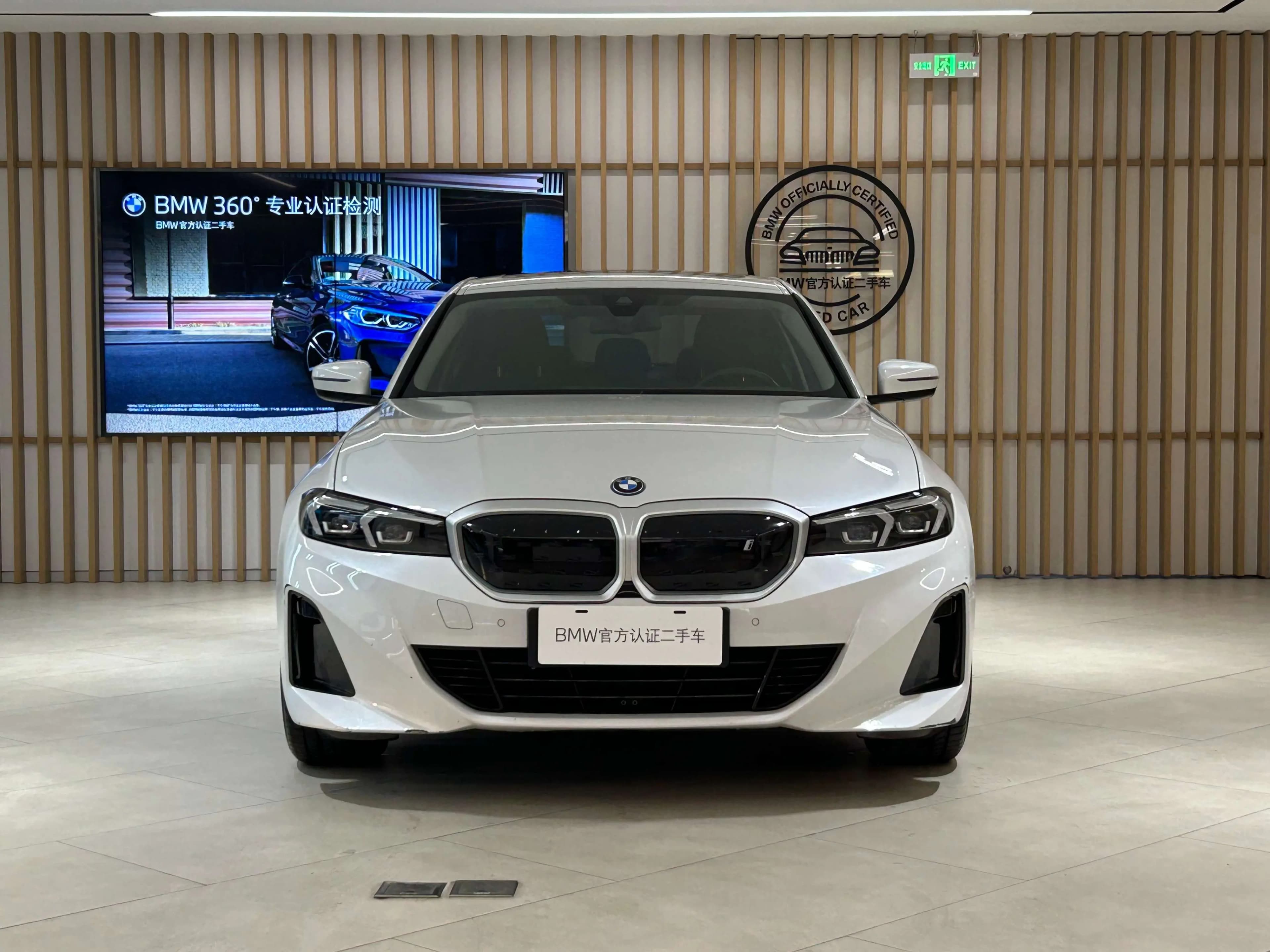 BMW i3 2022 г. 54008 км. — фото 2