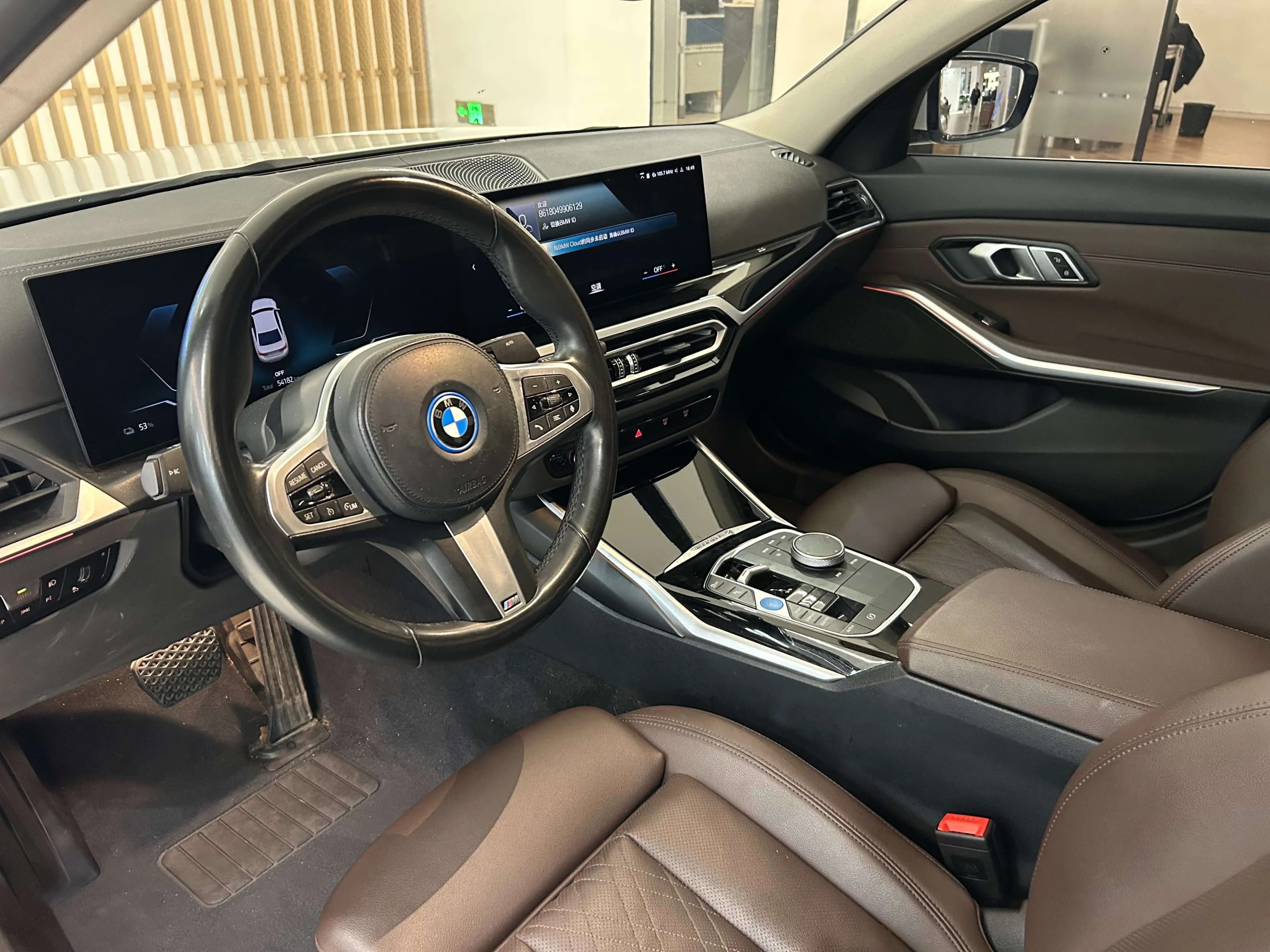 BMW i3 2022 г. 54008 км. — фото 11