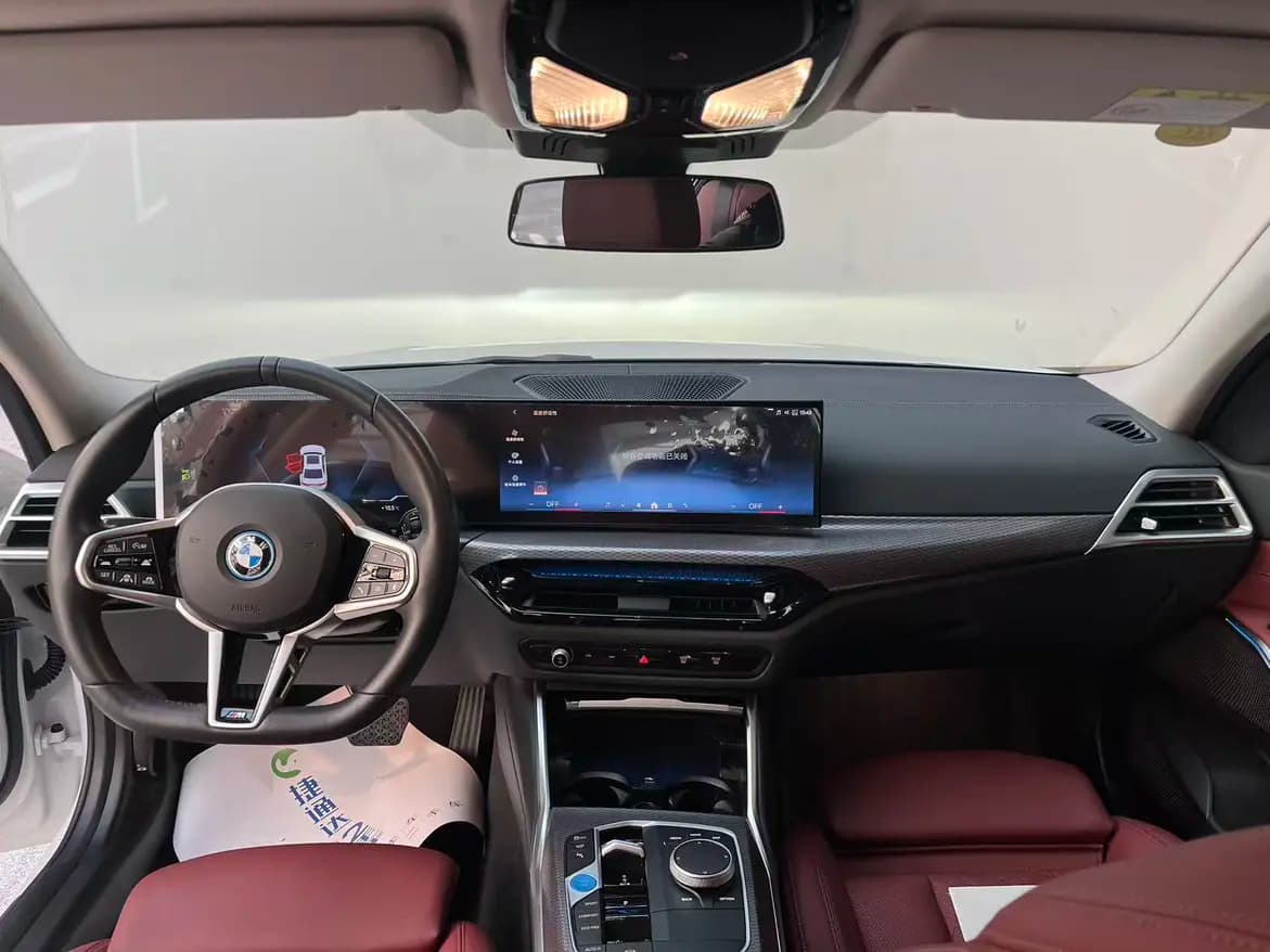 BMW i3 2024 г. 14118 км. — фото 20
