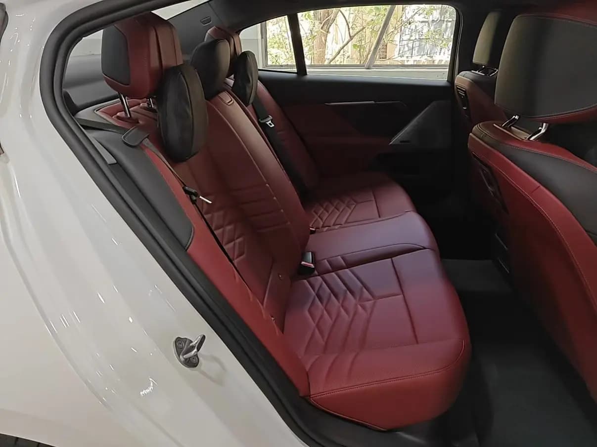 BMW i5 2024 г. 20063 км. — фото 14
