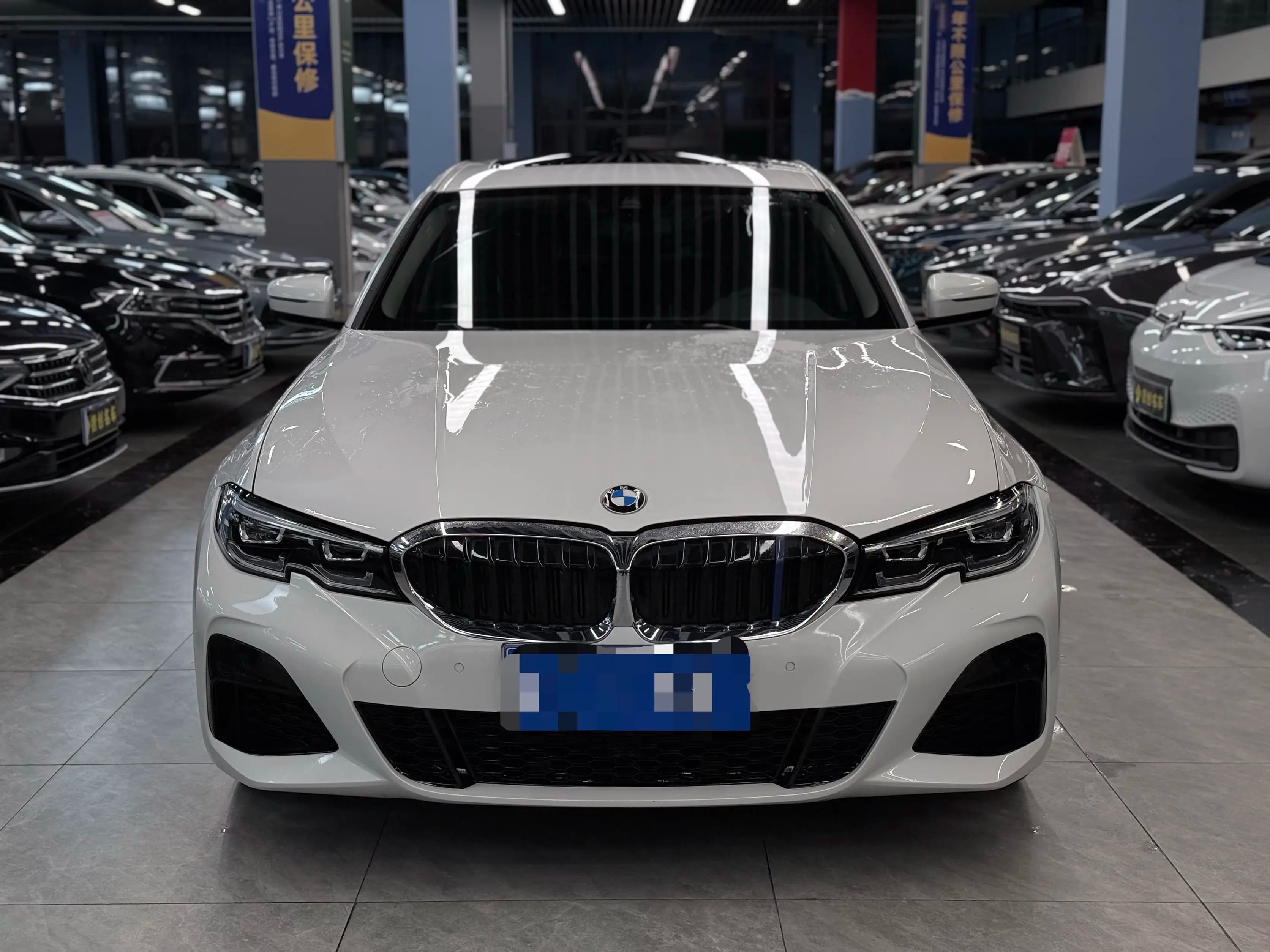 BMW 3 Series 2022 г. 37092 км. — фото 2