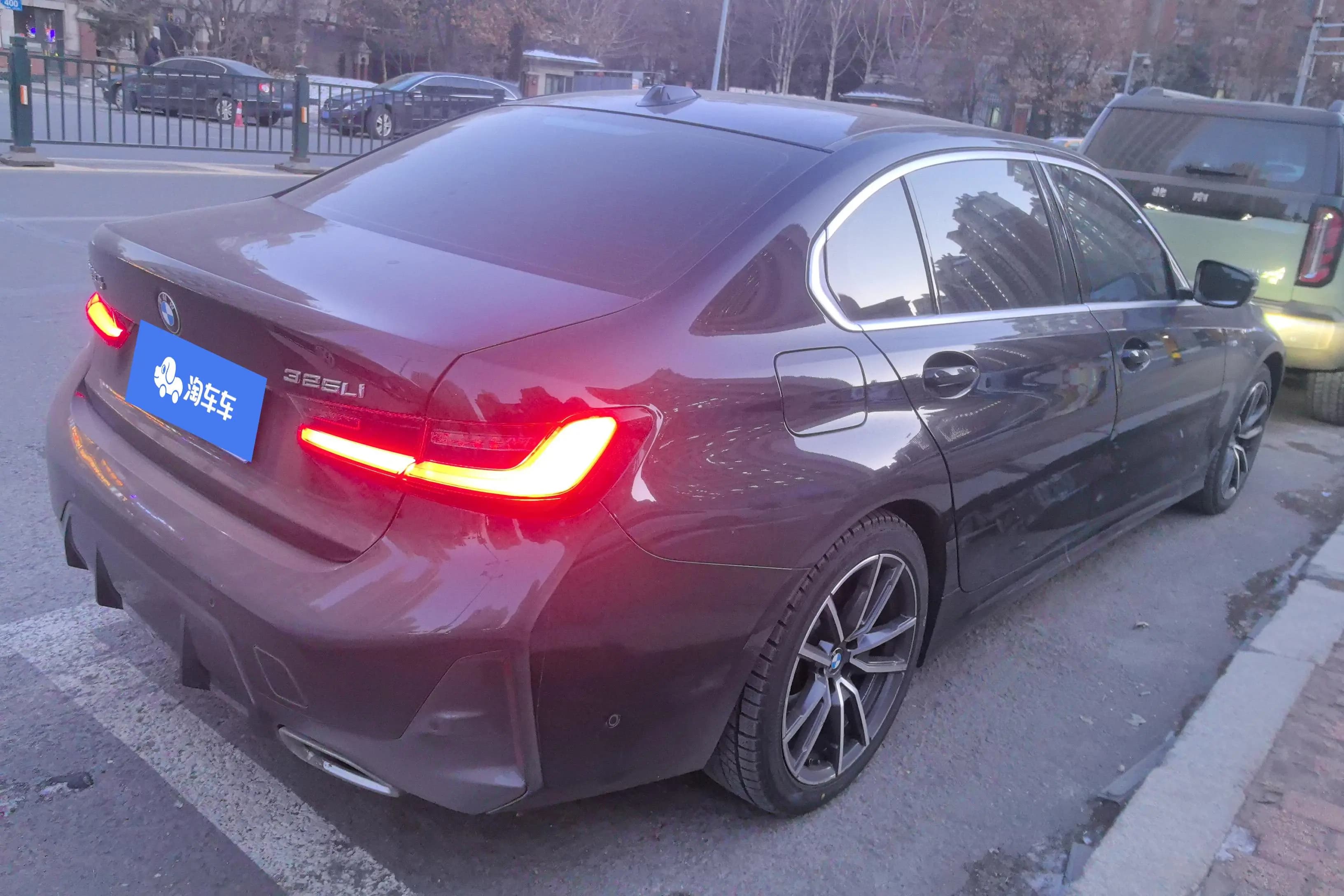 BMW 3 Series 2024 г. 30949 км. — фото 3