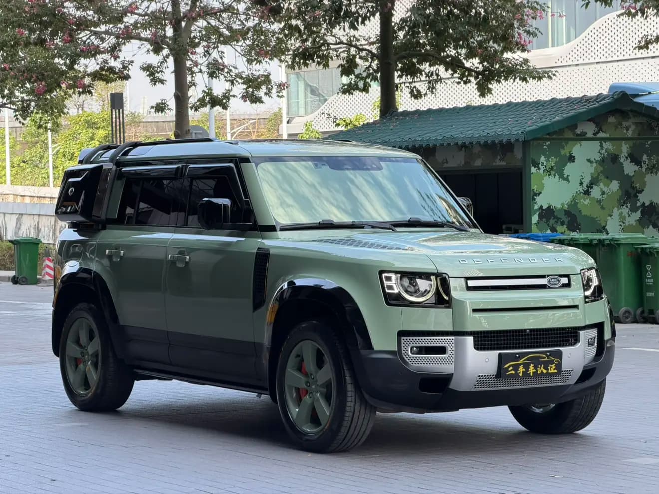 Land Rover Guard 2023 г. 70125 км. — фото 3