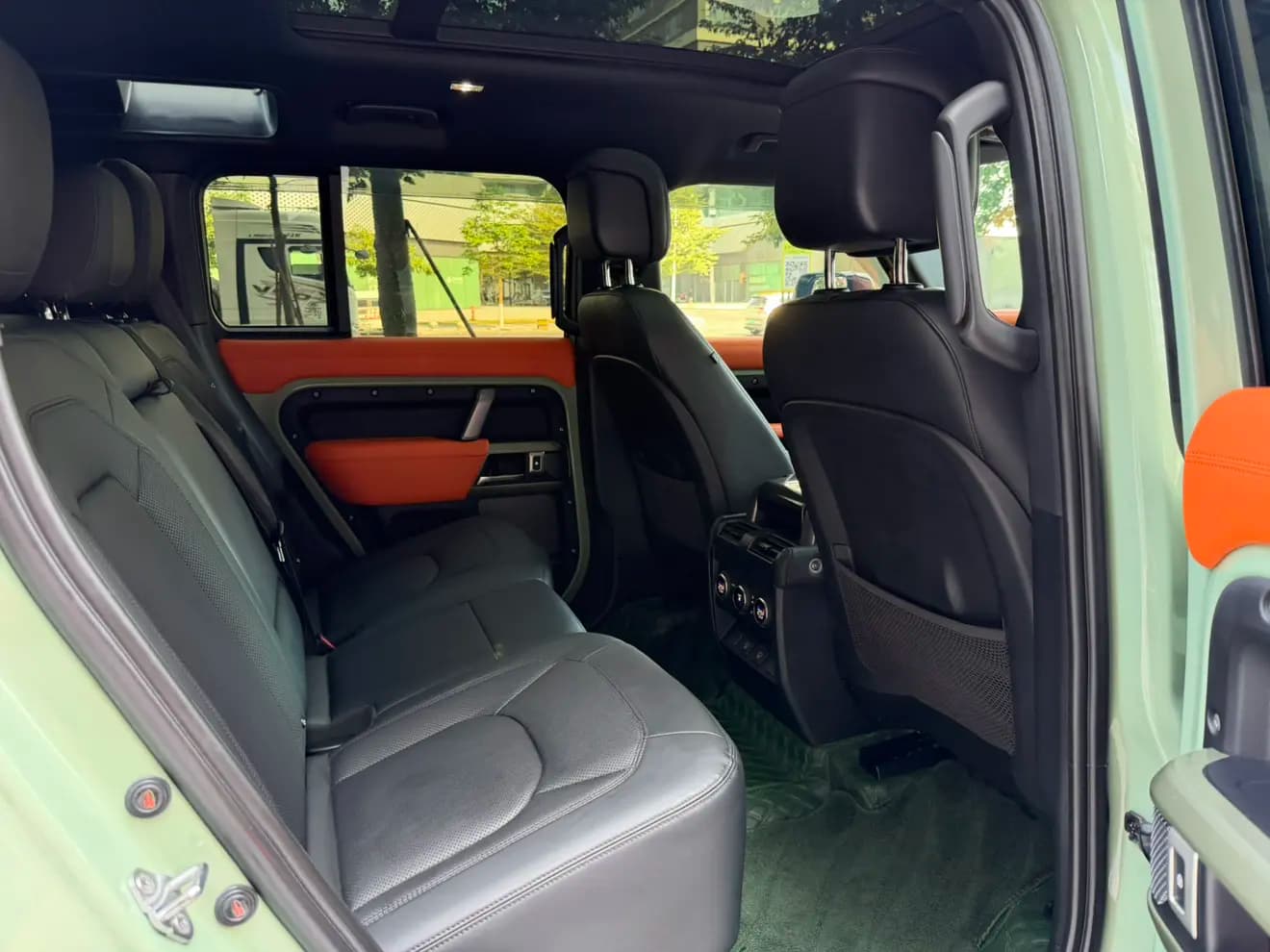 Land Rover Guard 2023 г. 70125 км. — фото 26