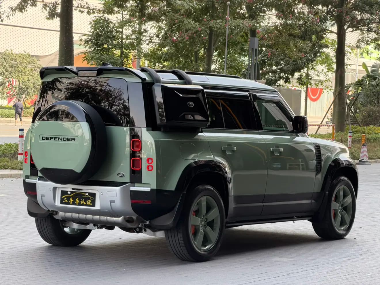Land Rover Guard 2023 г. 70125 км. — фото 6