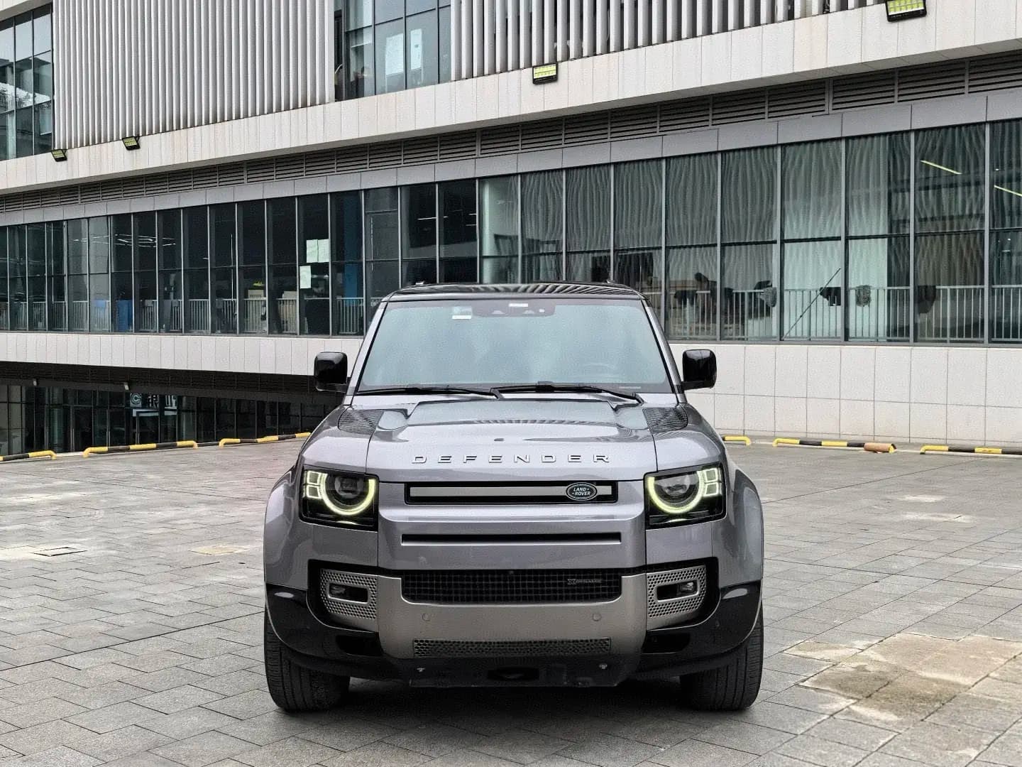 Land Rover Guard 2022 г. 66000 км. — фото 2