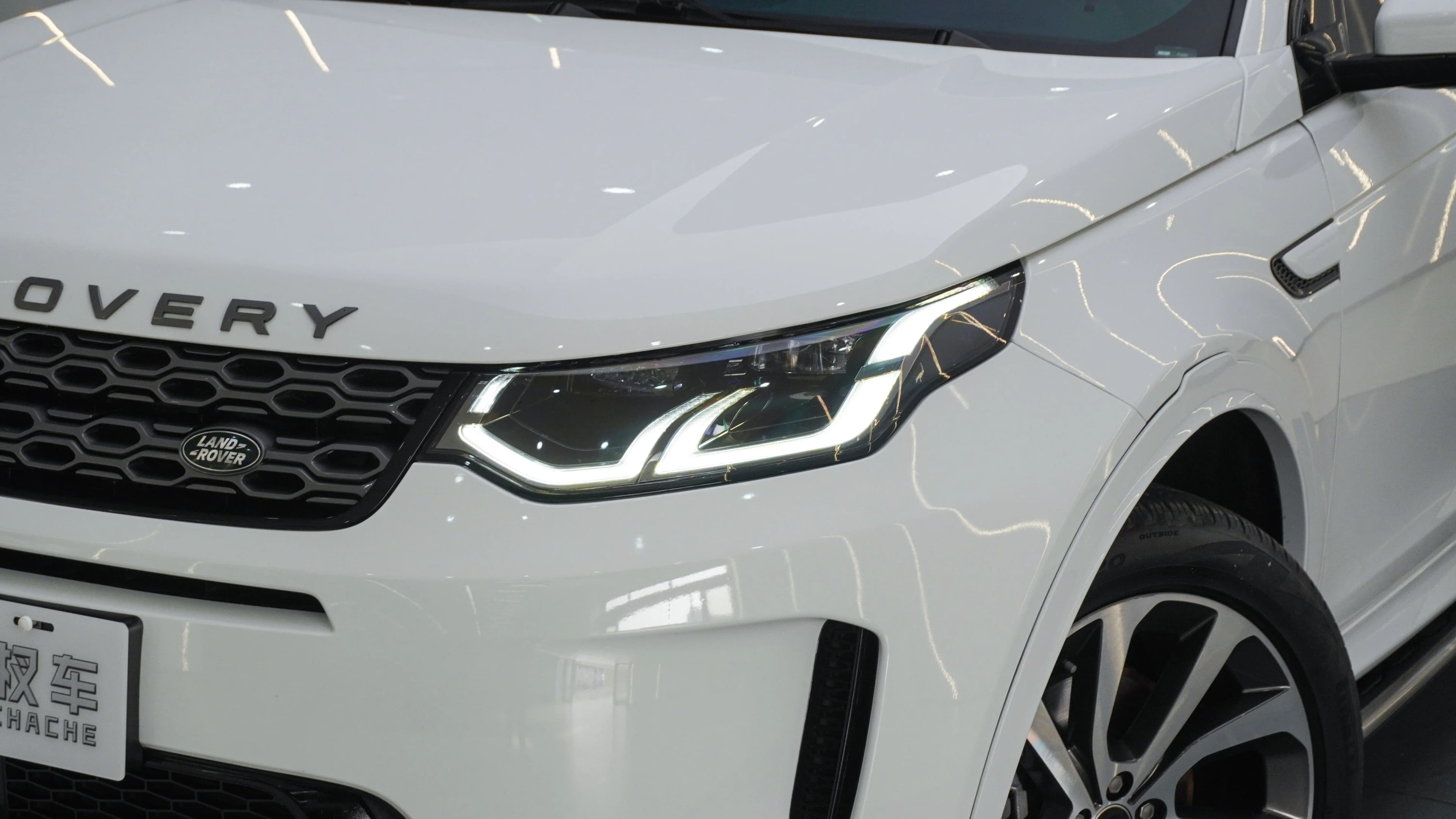 Land Rover Discover Sports 2022 г. 45900 км. — фото 11