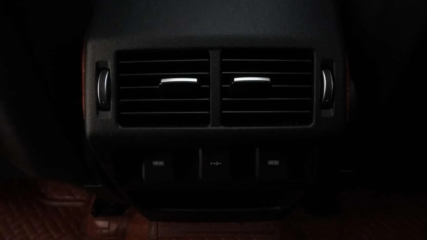 Land Rover Discover Sports 2022 г. 45900 км. — фото 24