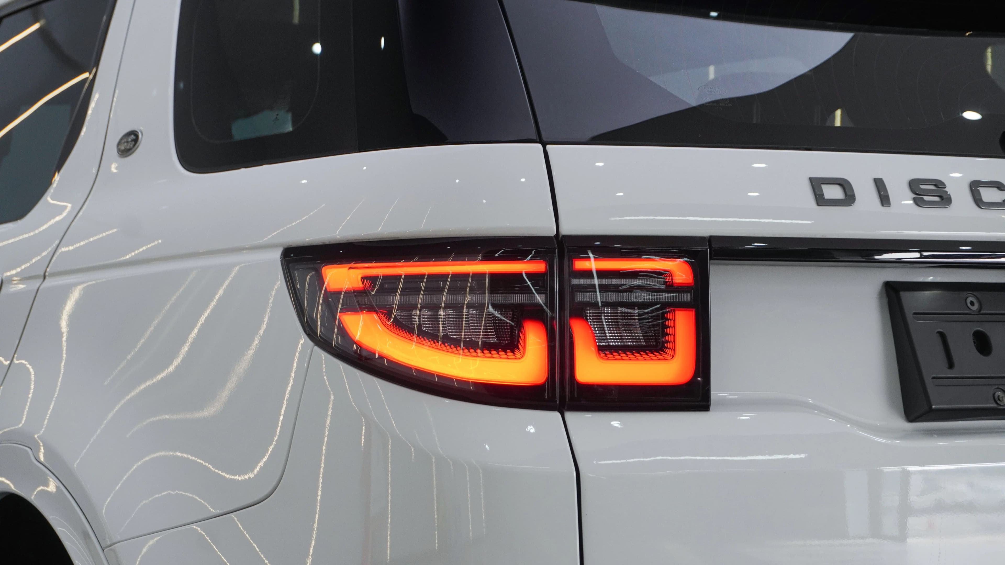 Land Rover Discover Sports 2022 г. 45900 км. — фото 9