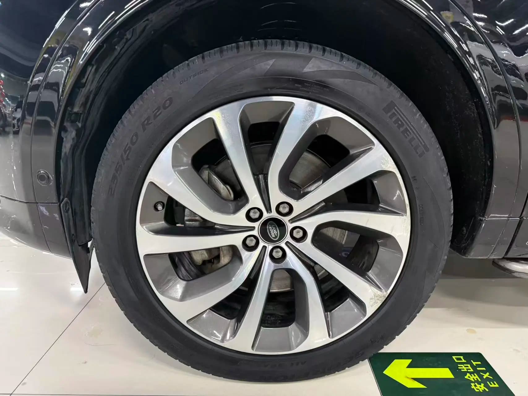 Land Rover Discover Sports 2021 г. 65000 км. — фото 9