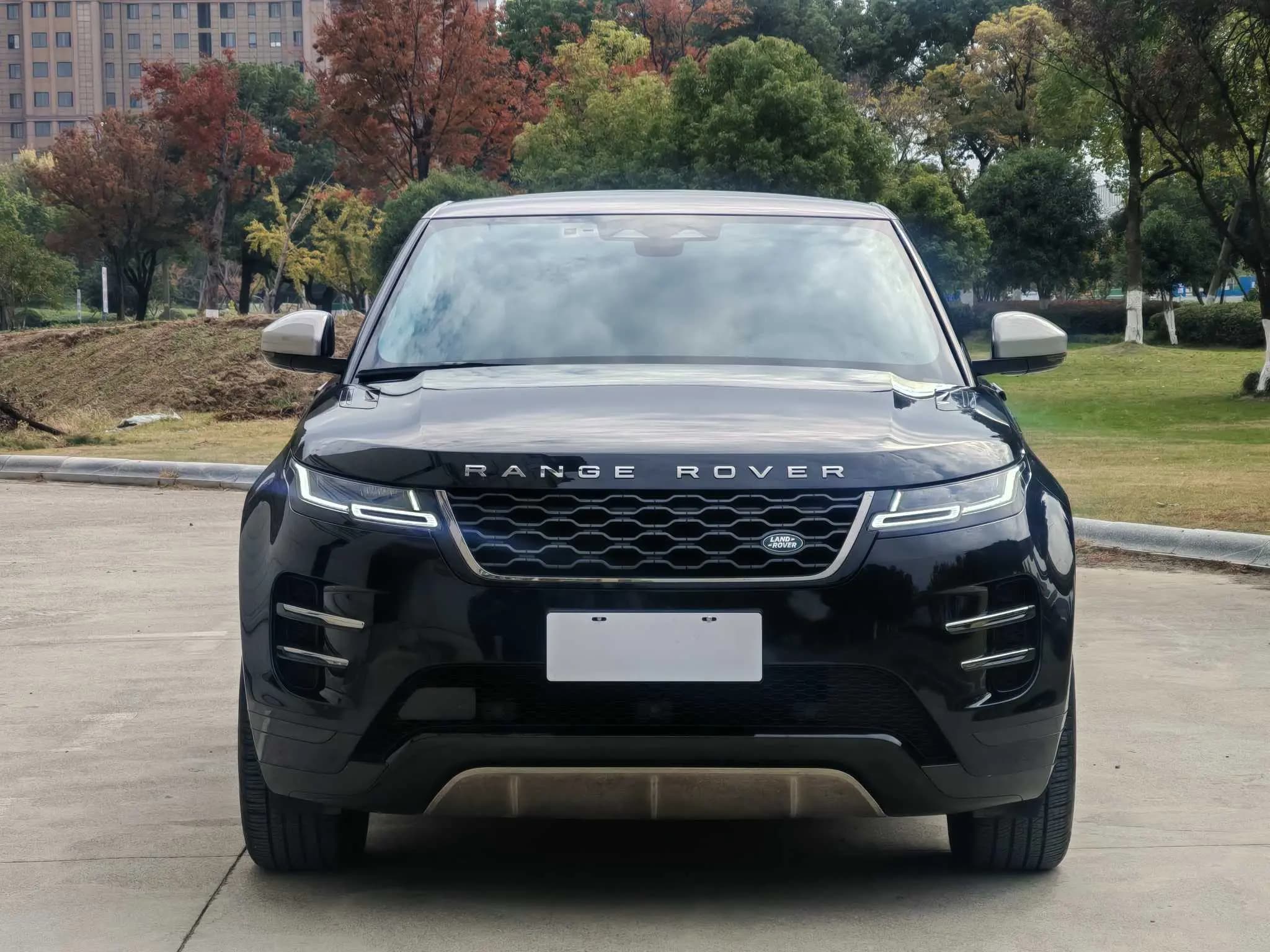 Land Rover Range Rover Evoque 2022 г. 34077 км. — фото 2