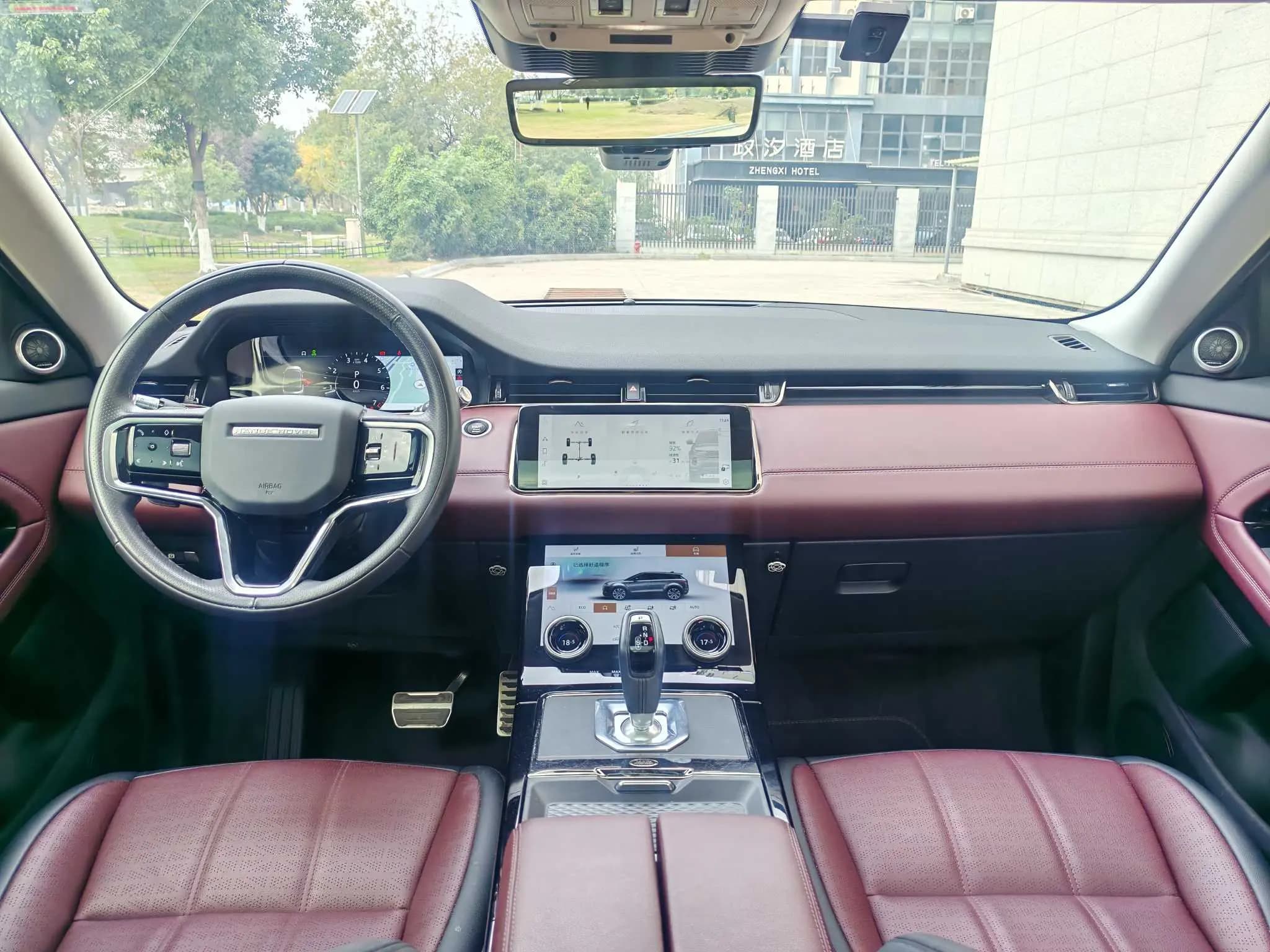 Land Rover Range Rover Evoque 2022 г. 34077 км. — фото 12