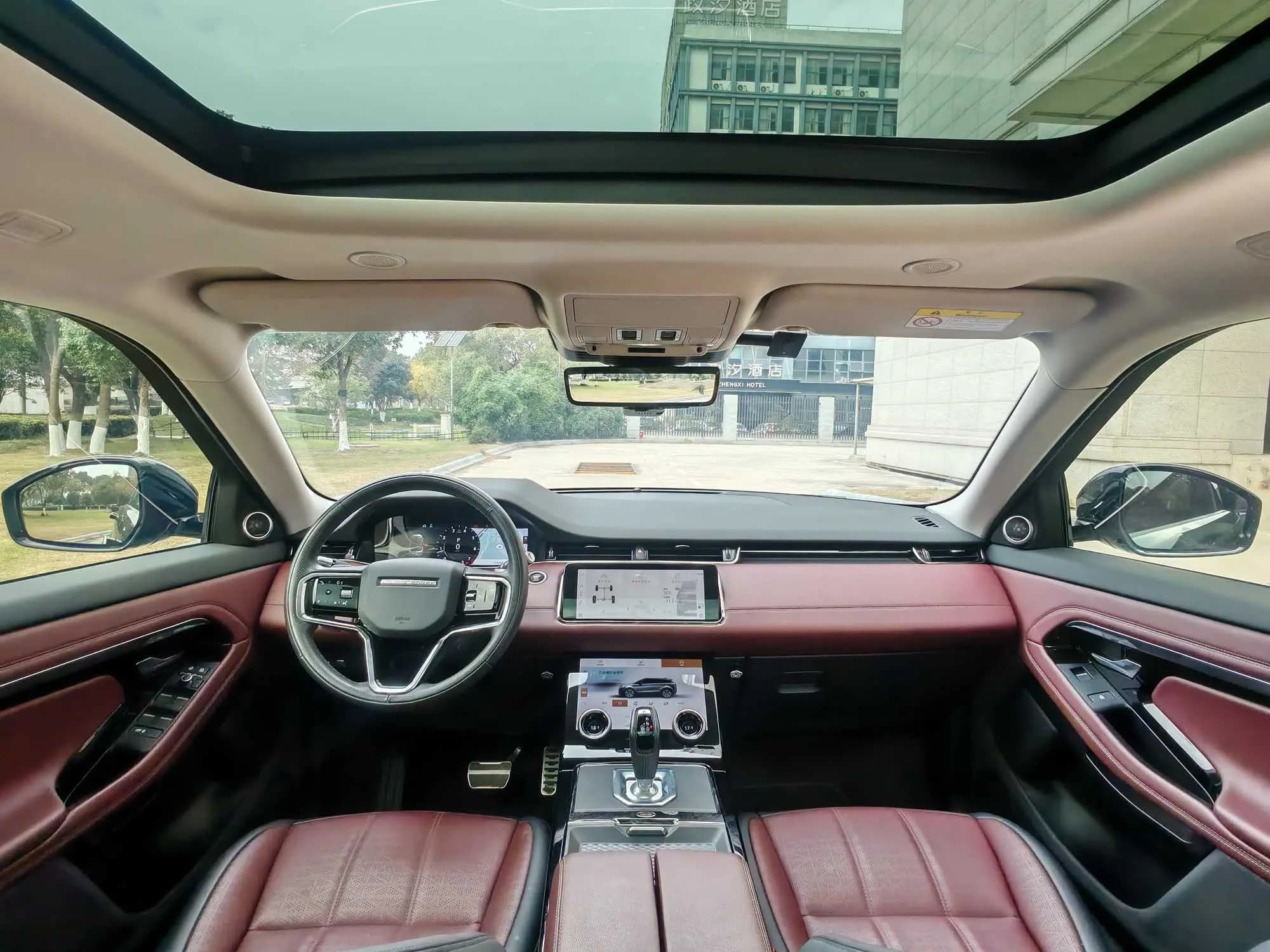 Land Rover Range Rover Evoque 2022 г. 34077 км. — фото 17
