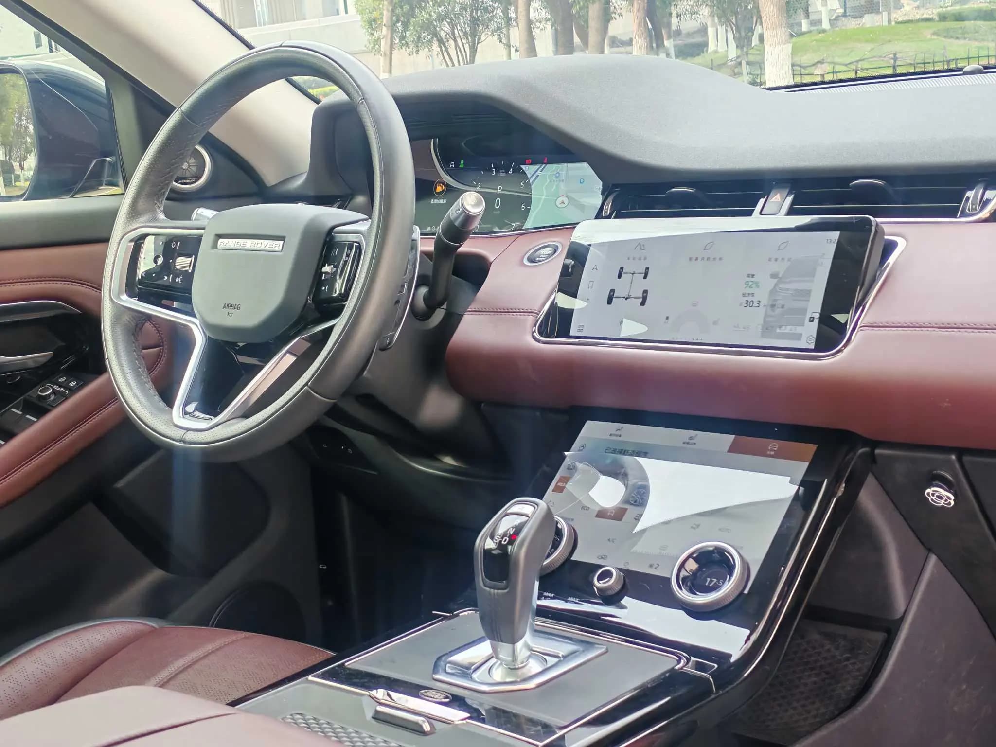 Land Rover Range Rover Evoque 2022 г. 34077 км. — фото 18