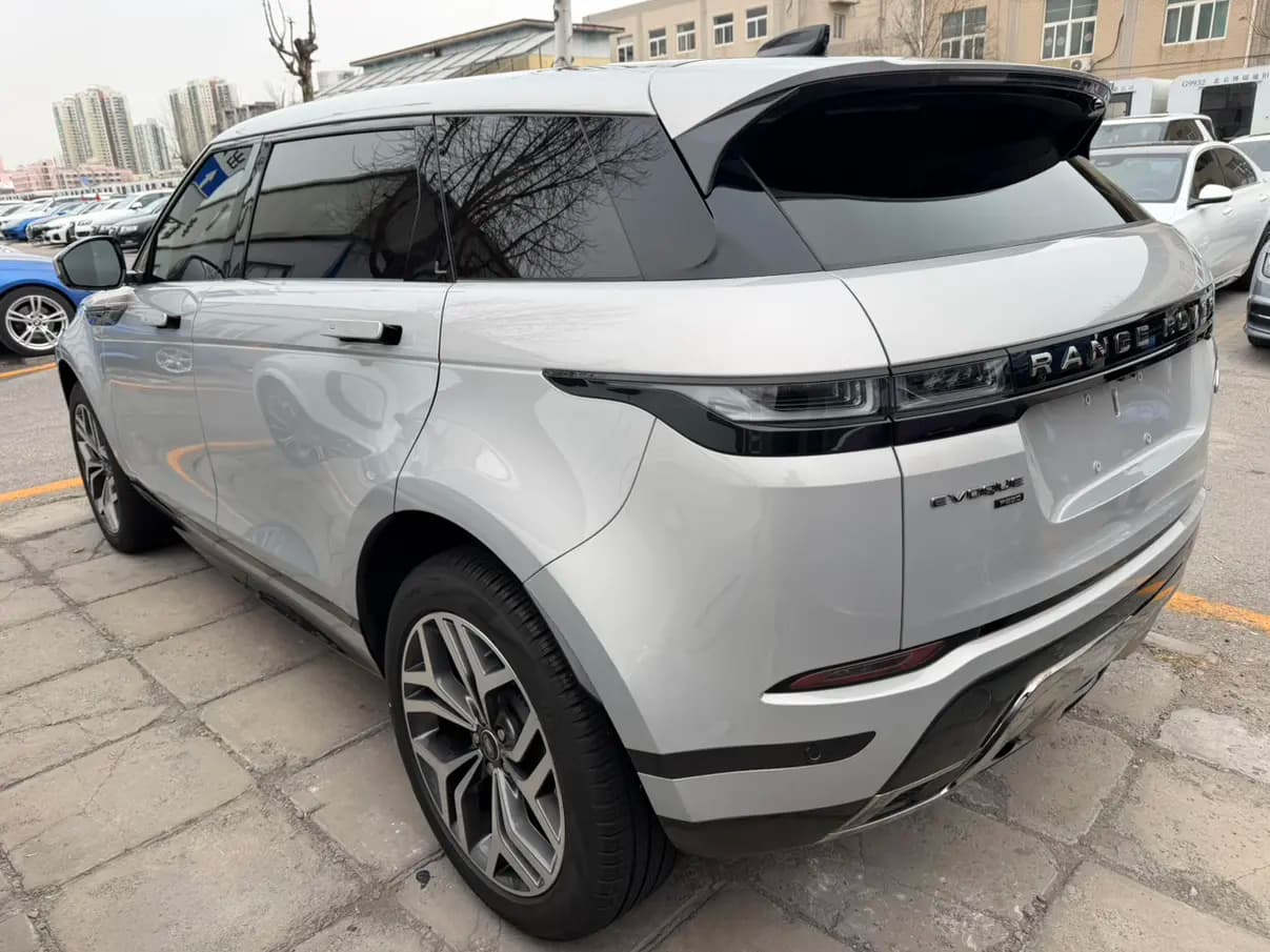 Land Rover Range Rover Evoque 2023 г. 20578 км. — фото 4