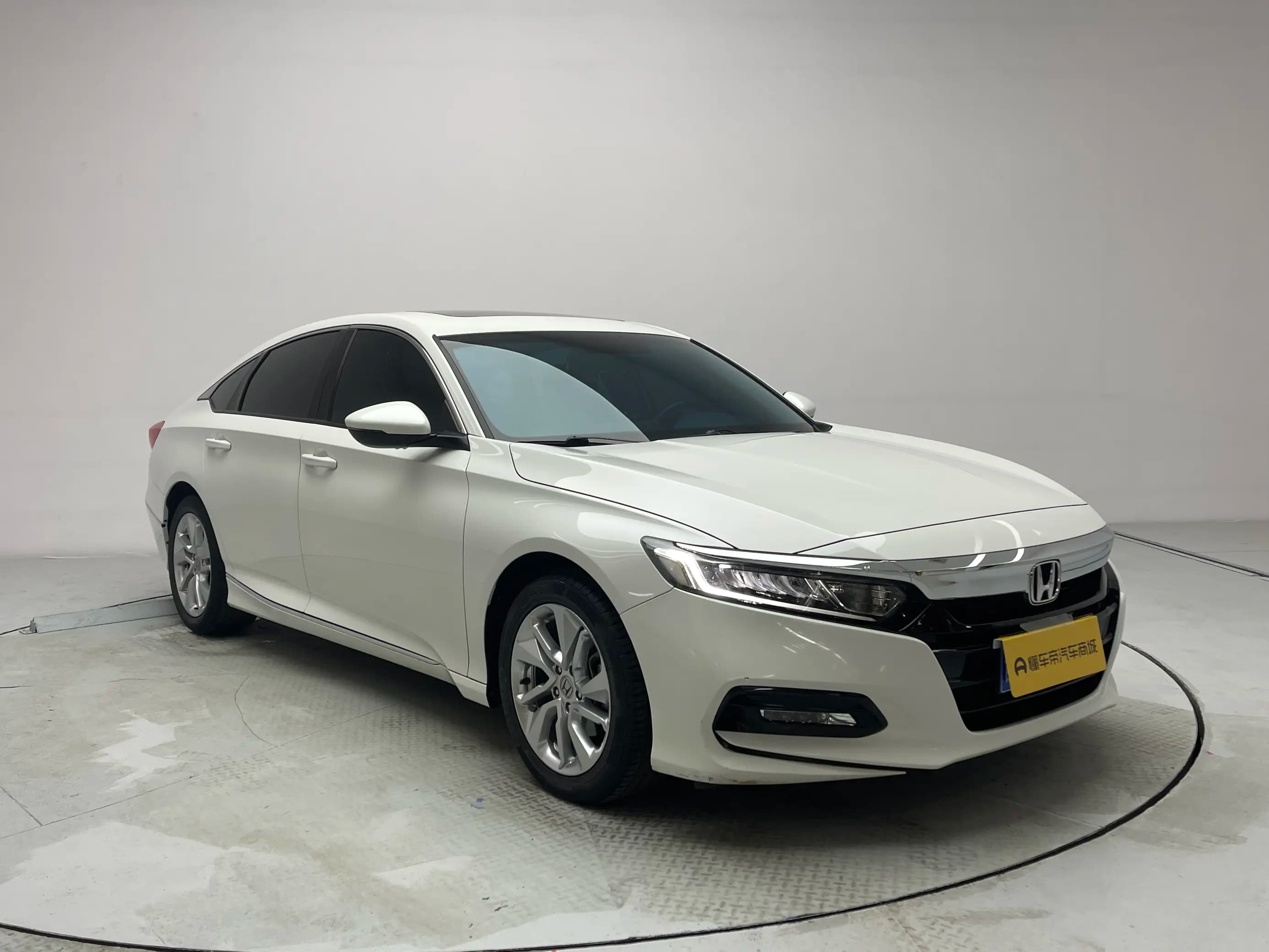 Honda Accord 2021 г. 106800 км. — фото 3