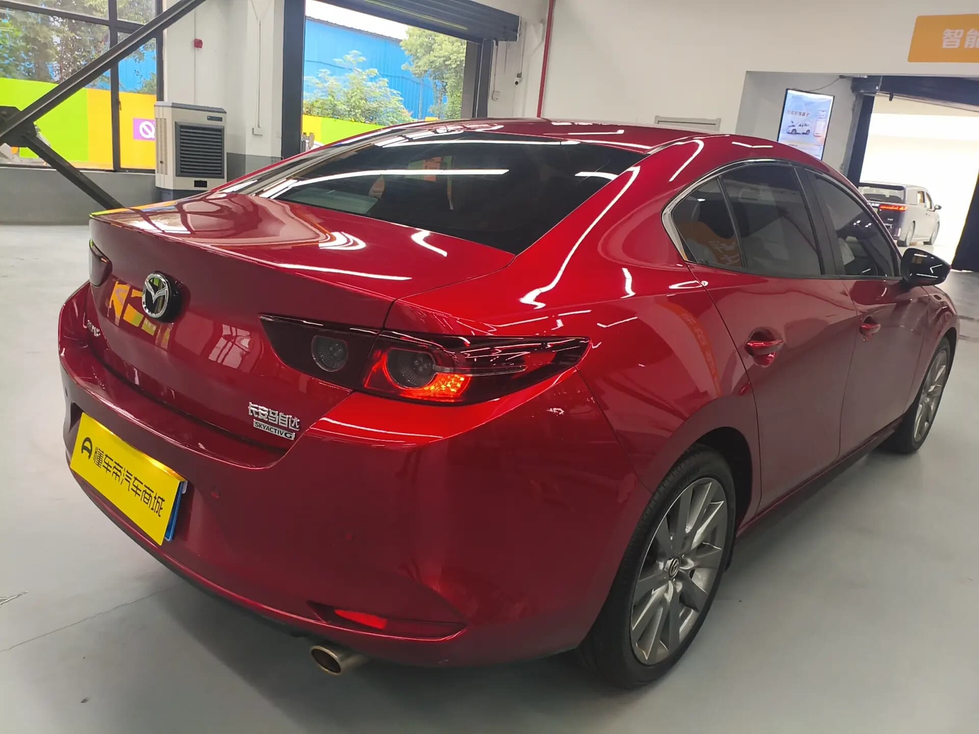 Mazda Axela 2022 г. 45503 км. — фото 4