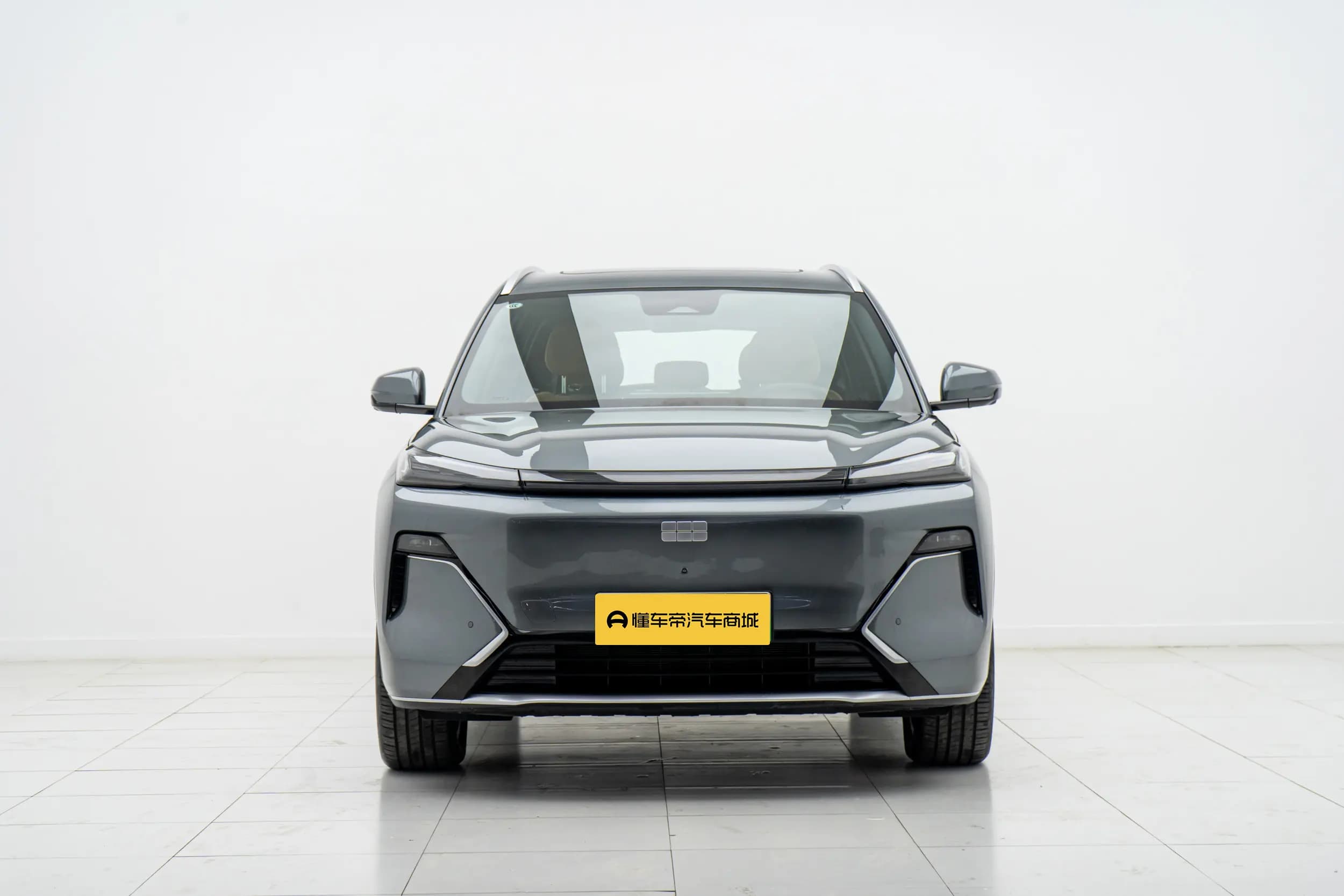 Geely Galaxy Starship 7 EM-i 2025 г. 7530 км. — фото 2