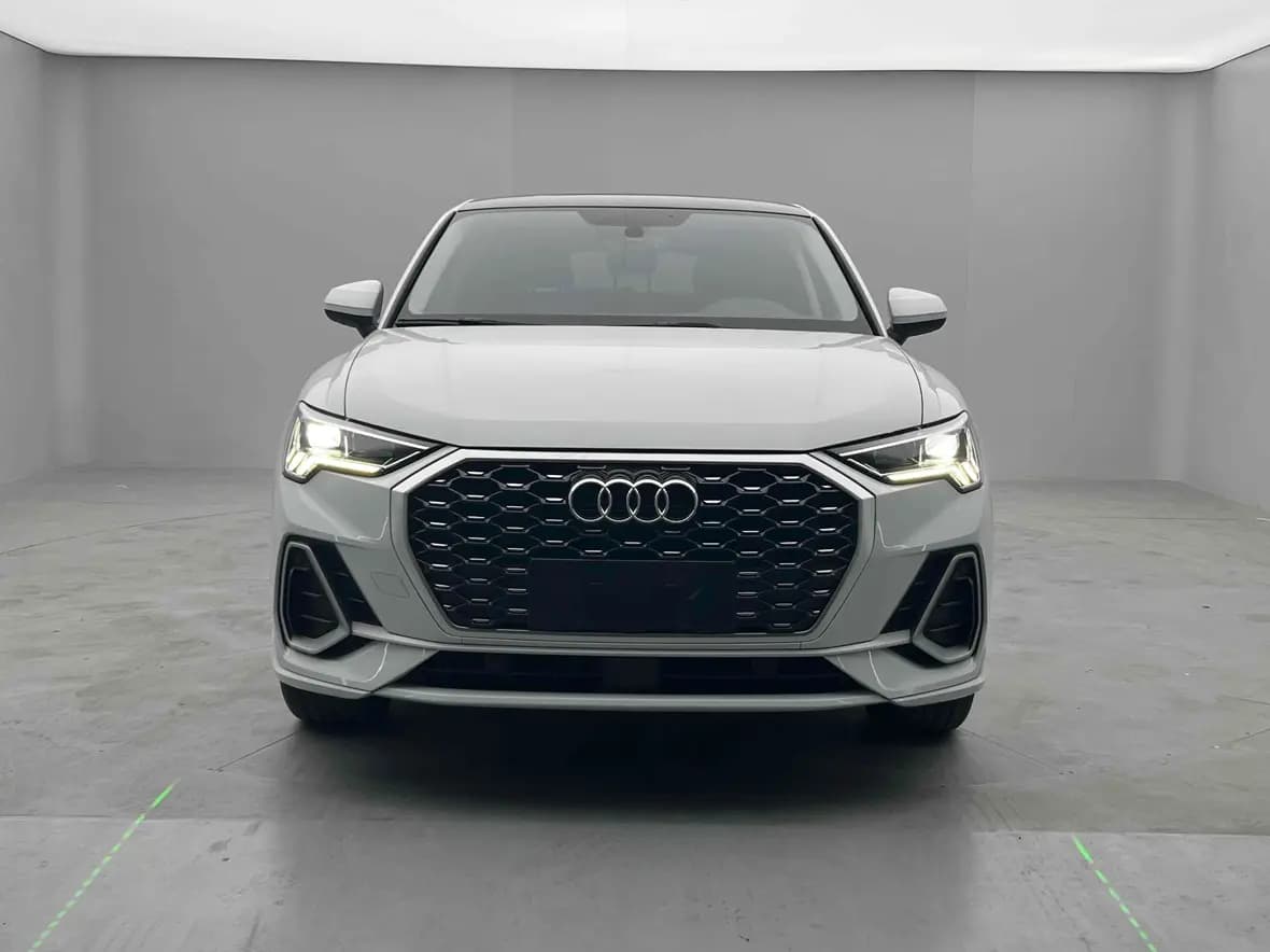 Audi Q3 Sportback 2021 г. 52010 км. — фото 2