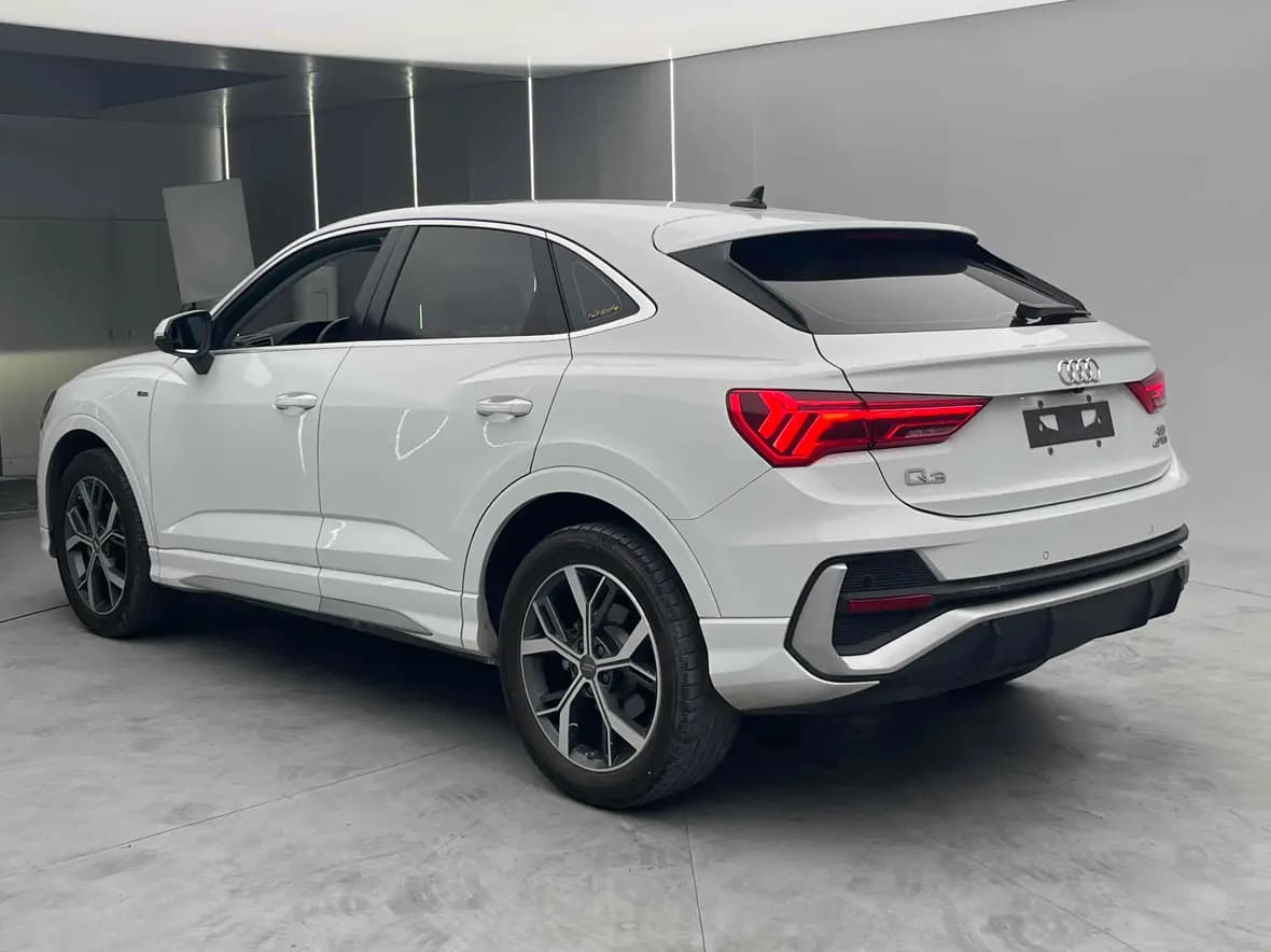 Audi Q3 Sportback 2021 г. 52010 км. — фото 3