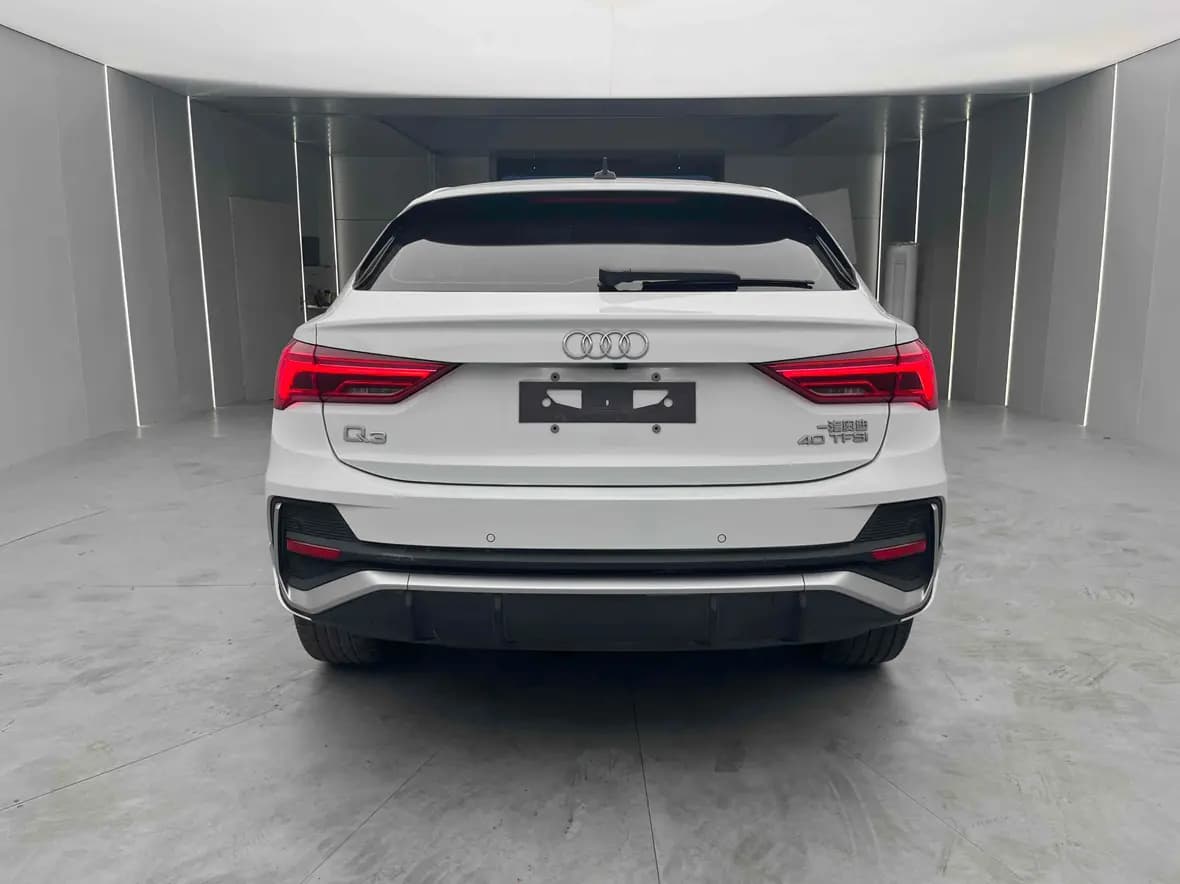 Audi Q3 Sportback 2021 г. 52010 км. — фото 4