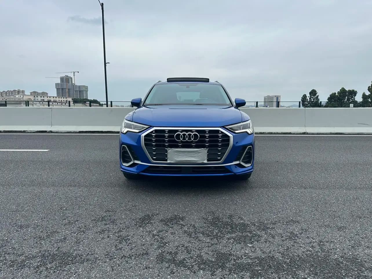Audi Q3 2021 г. 43000 км. — фото 2