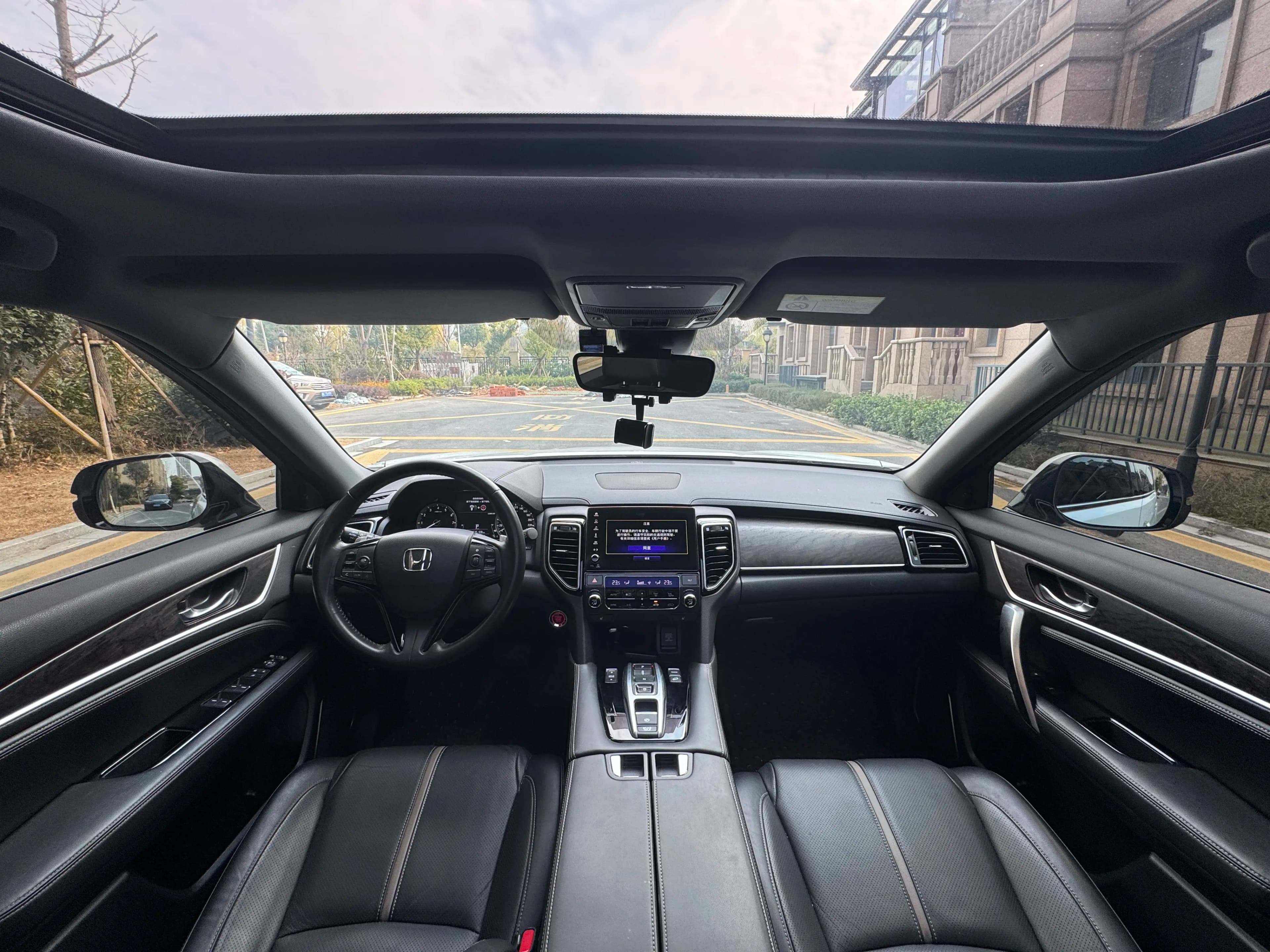 Honda UR-V 2023 г. 35008 км. — фото 10