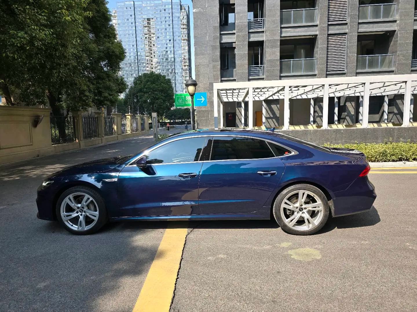 Audi A7L 2024 г. 24000 км. — фото 4
