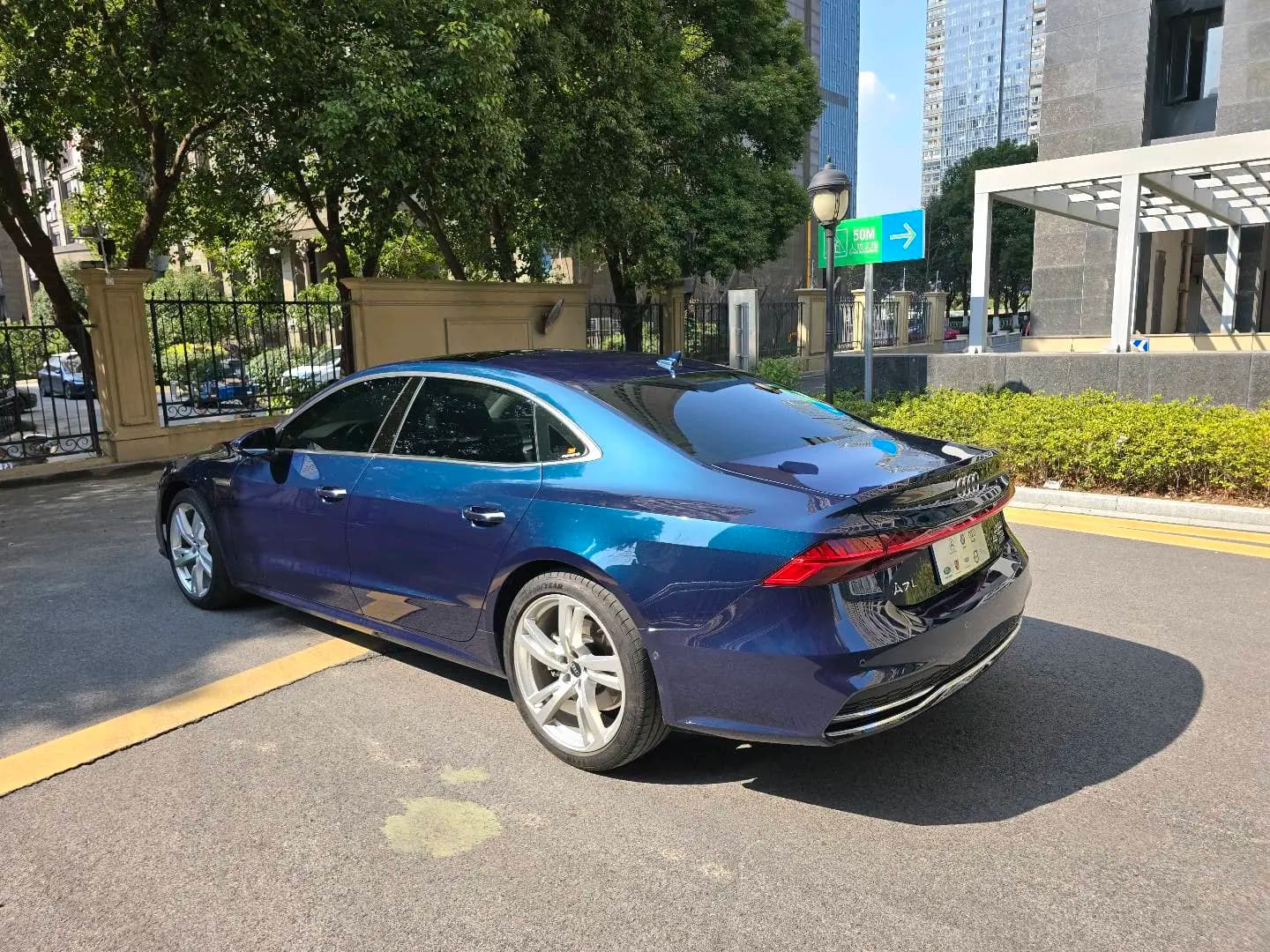 Audi A7L 2024 г. 24000 км. — фото 5
