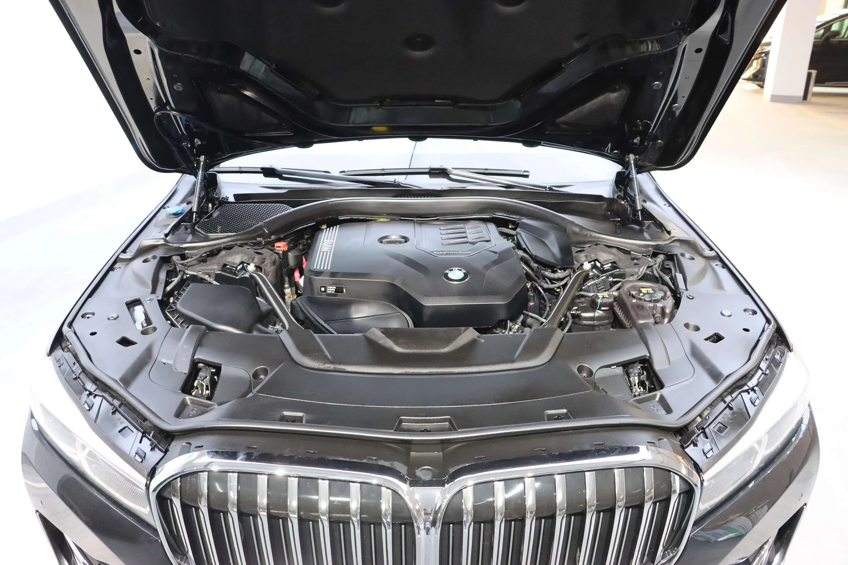 BMW 7 Series 2021 г. 61010 км. — фото 9