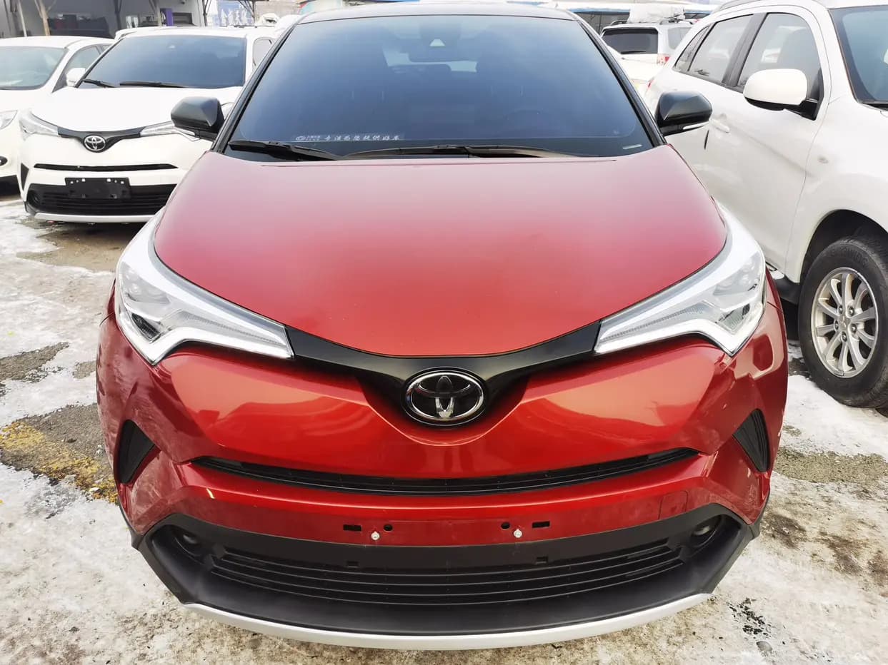 Toyota C-HR Hybrid 2021 г. 40064 км. — фото 2