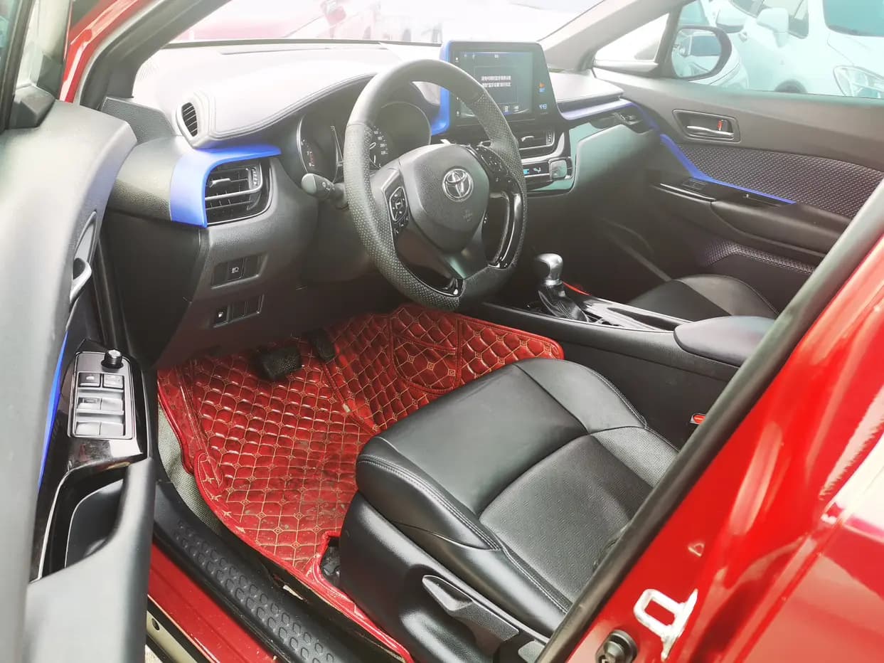 Toyota C-HR Hybrid 2021 г. 40064 км. — фото 9
