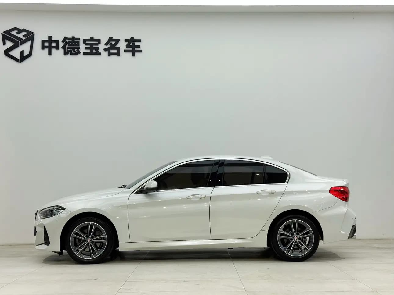 BMW 1 Series 2021 г. 45011 км. — фото 3