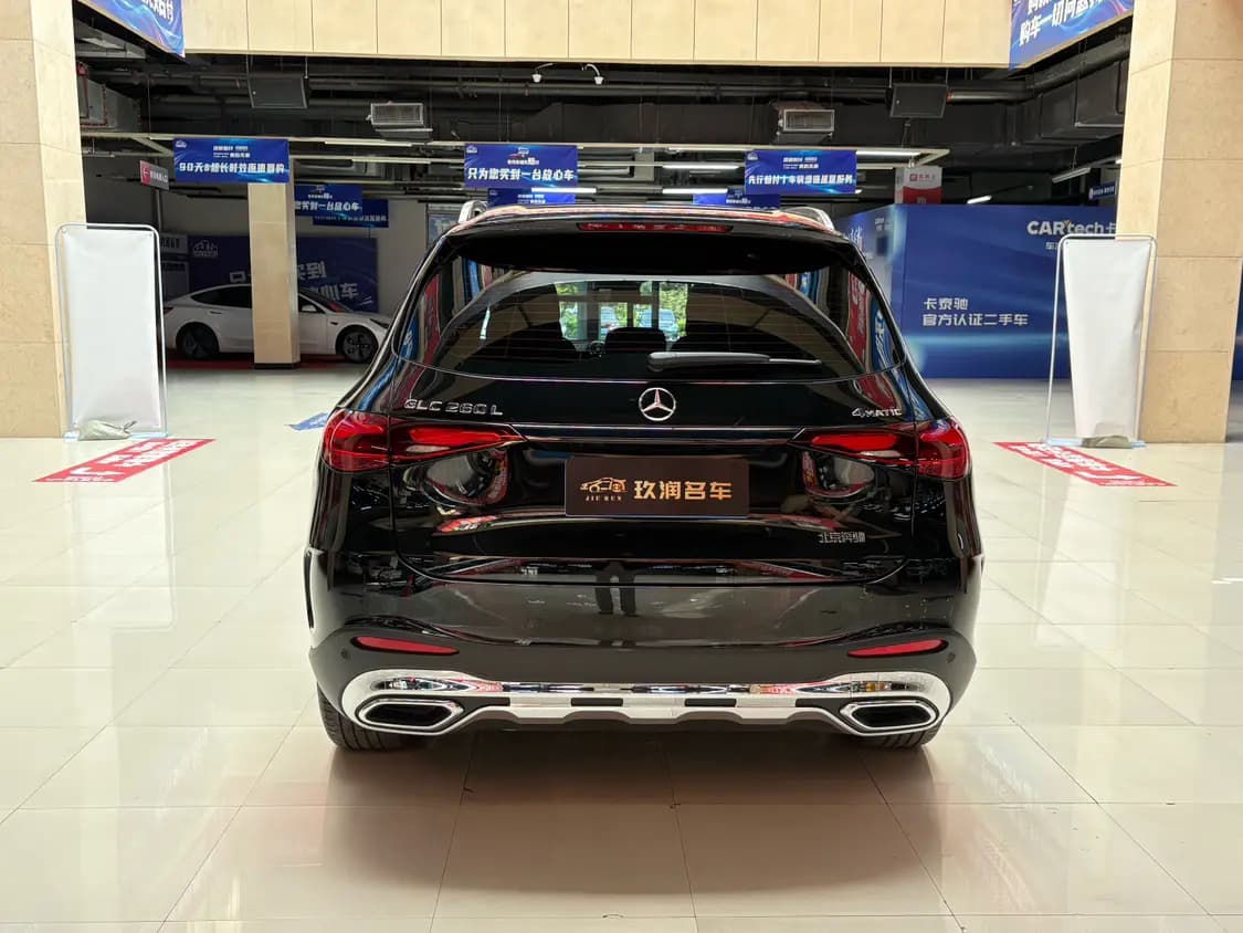 Mercedes-Benz GLC 2024 г. 4356 км. — фото 4