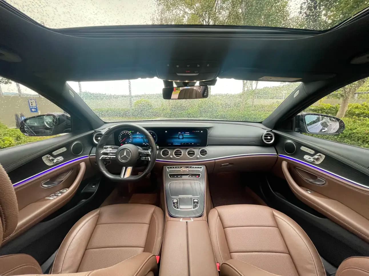 Mercedes-Benz E-Class 2022 г. 50129 км. — фото 17