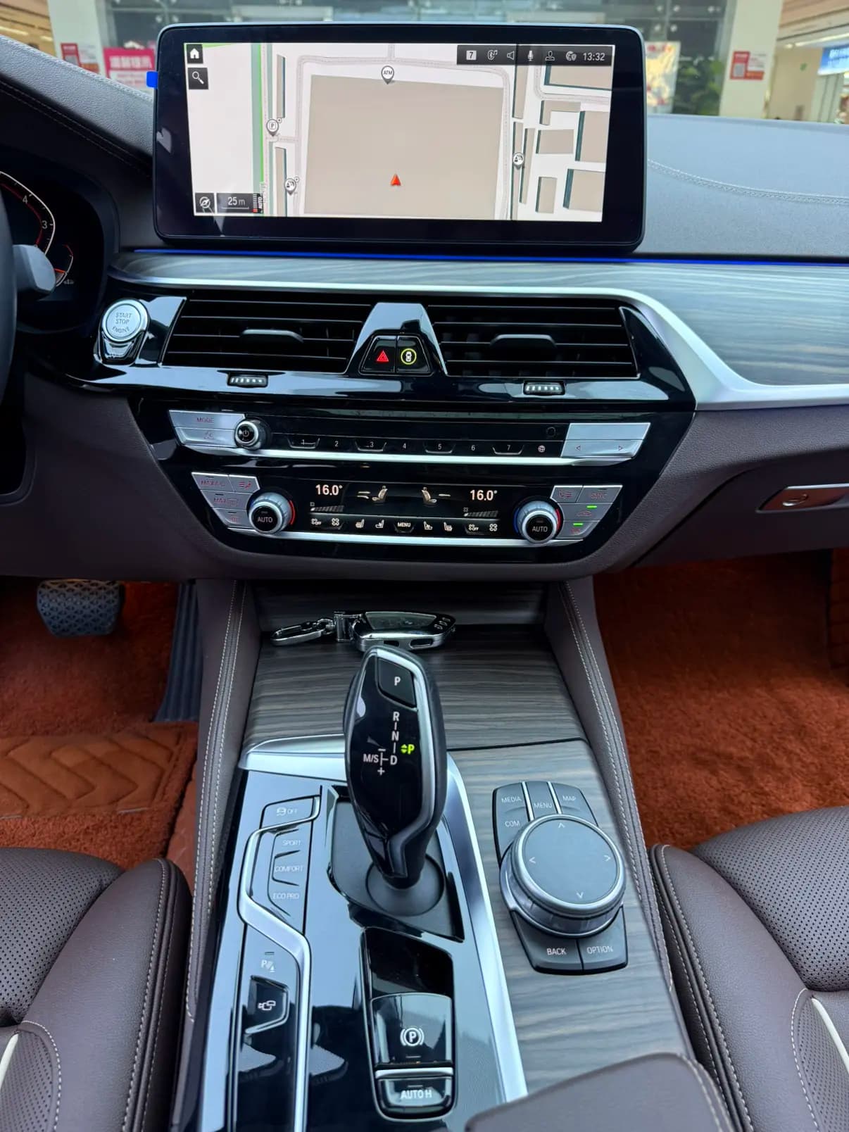 BMW 5 Series 2021 г. 38042 км. — фото 11