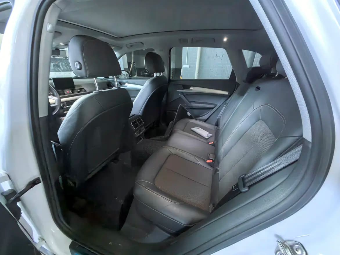 Audi Q5L 2021 г. 56442 км. — фото 11