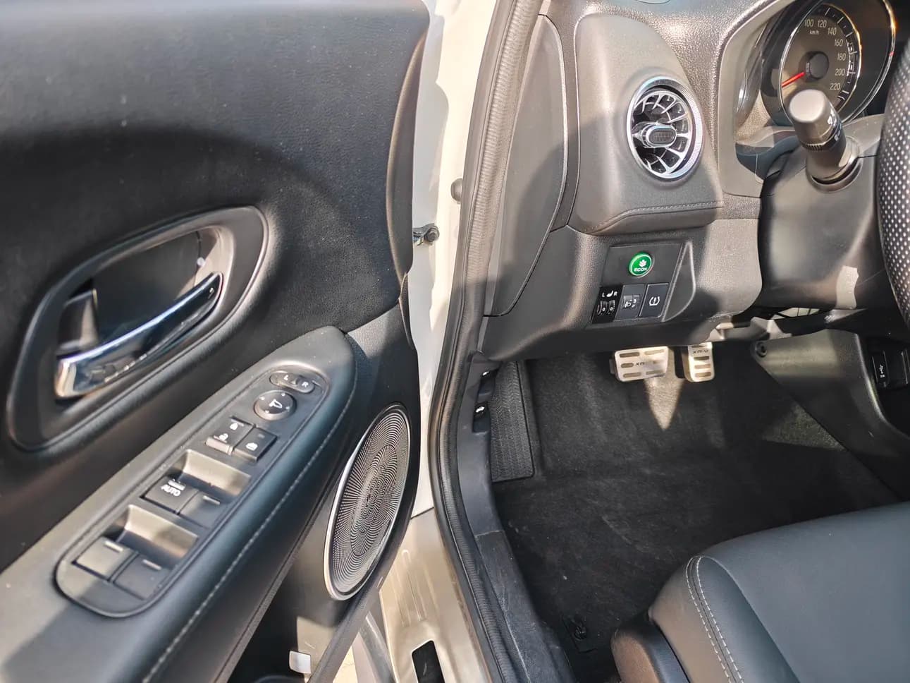 Honda WR-V 2022 г. 65026 км. — фото 8