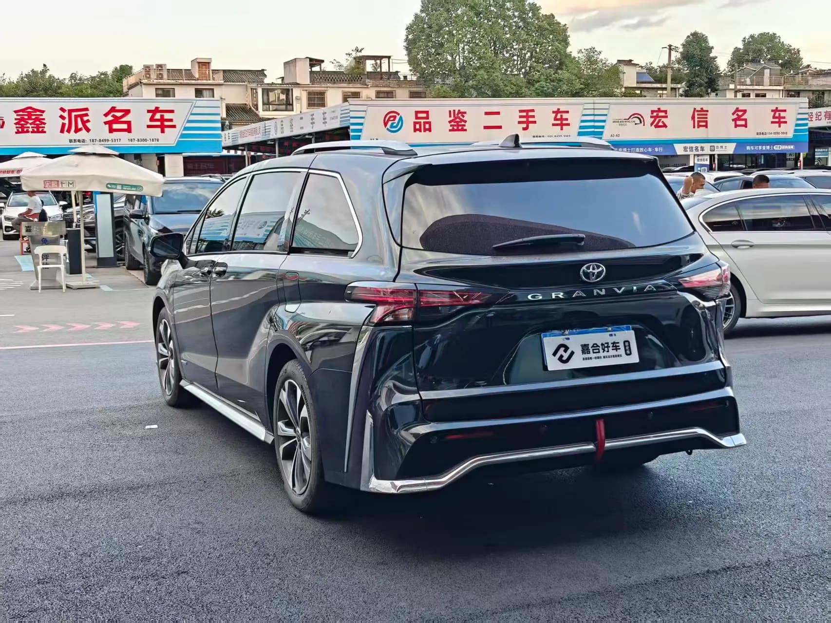 Toyota Granvia 2024 г. 27071 км. — фото 4
