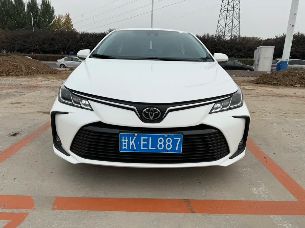 Toyota Corolla 2023 г. 44023 км. — фото 2