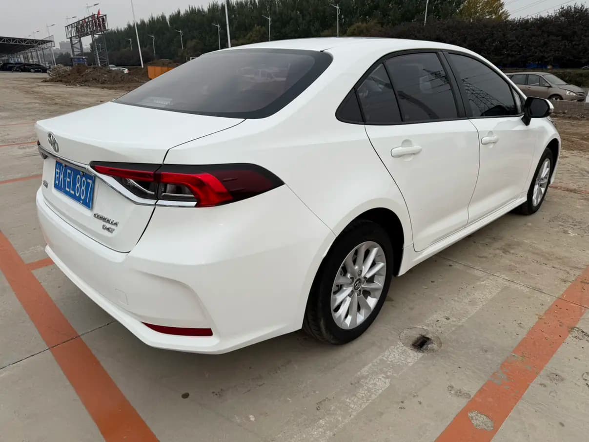 Toyota Corolla 2023 г. 44023 км. — фото 6