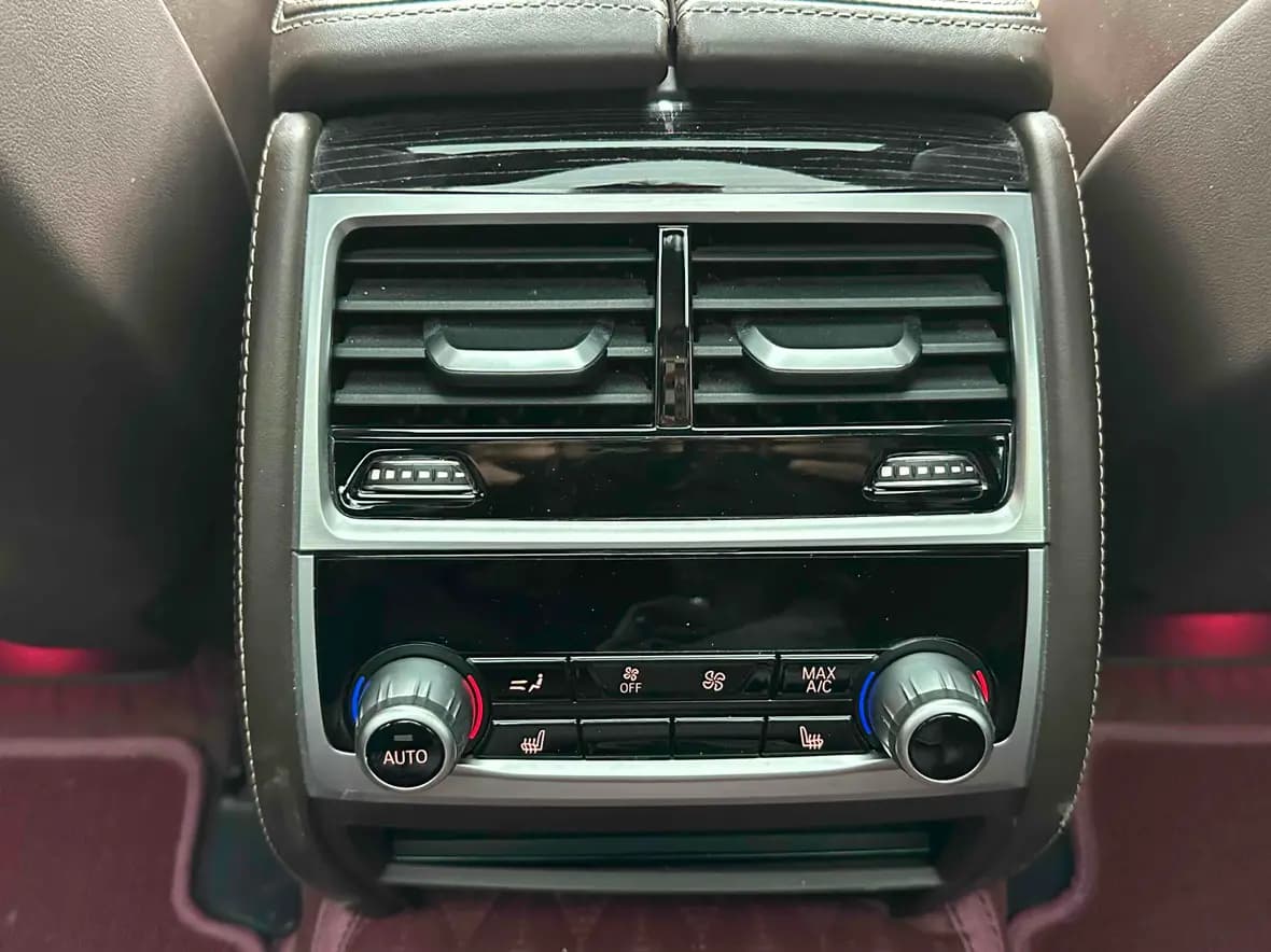 BMW 7 Series 2021 г. 78012 км. — фото 12