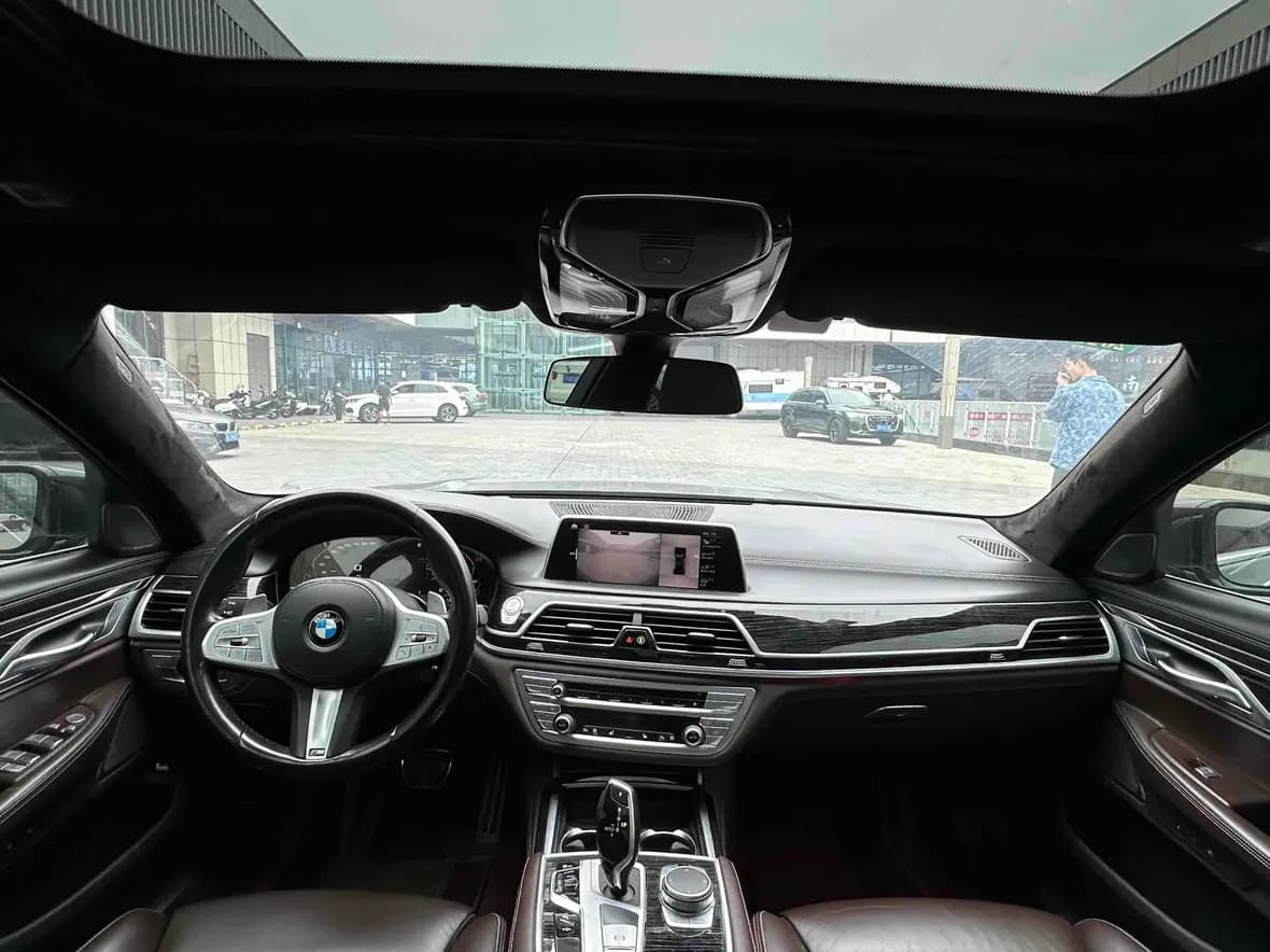 BMW 7 Series 2021 г. 78012 км. — фото 22