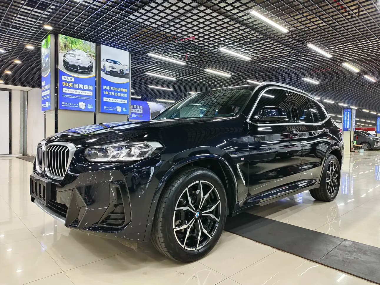 BMW X3 2023 г. 12013 км.