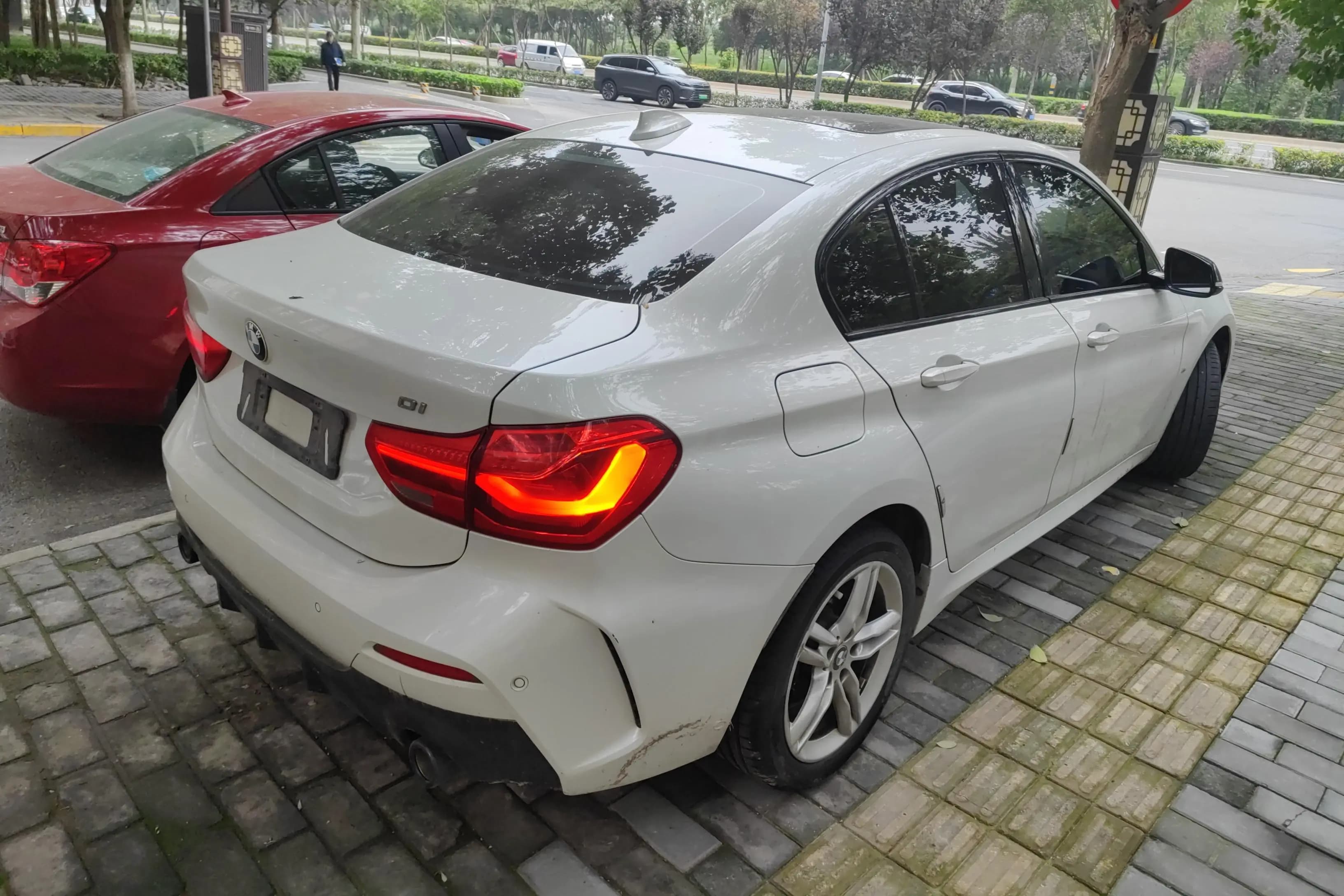 BMW 1 Series 2021 г. 70474 км. — фото 3