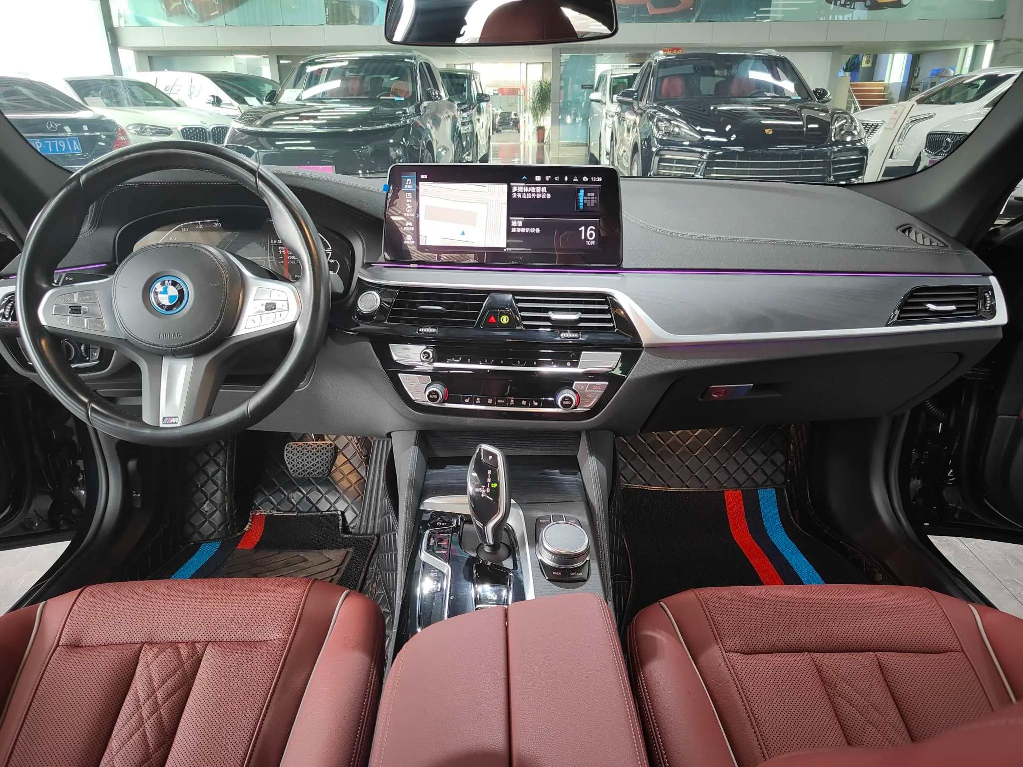 BMW 5 Series PHEV 2023 г. 37073 км. — фото 10