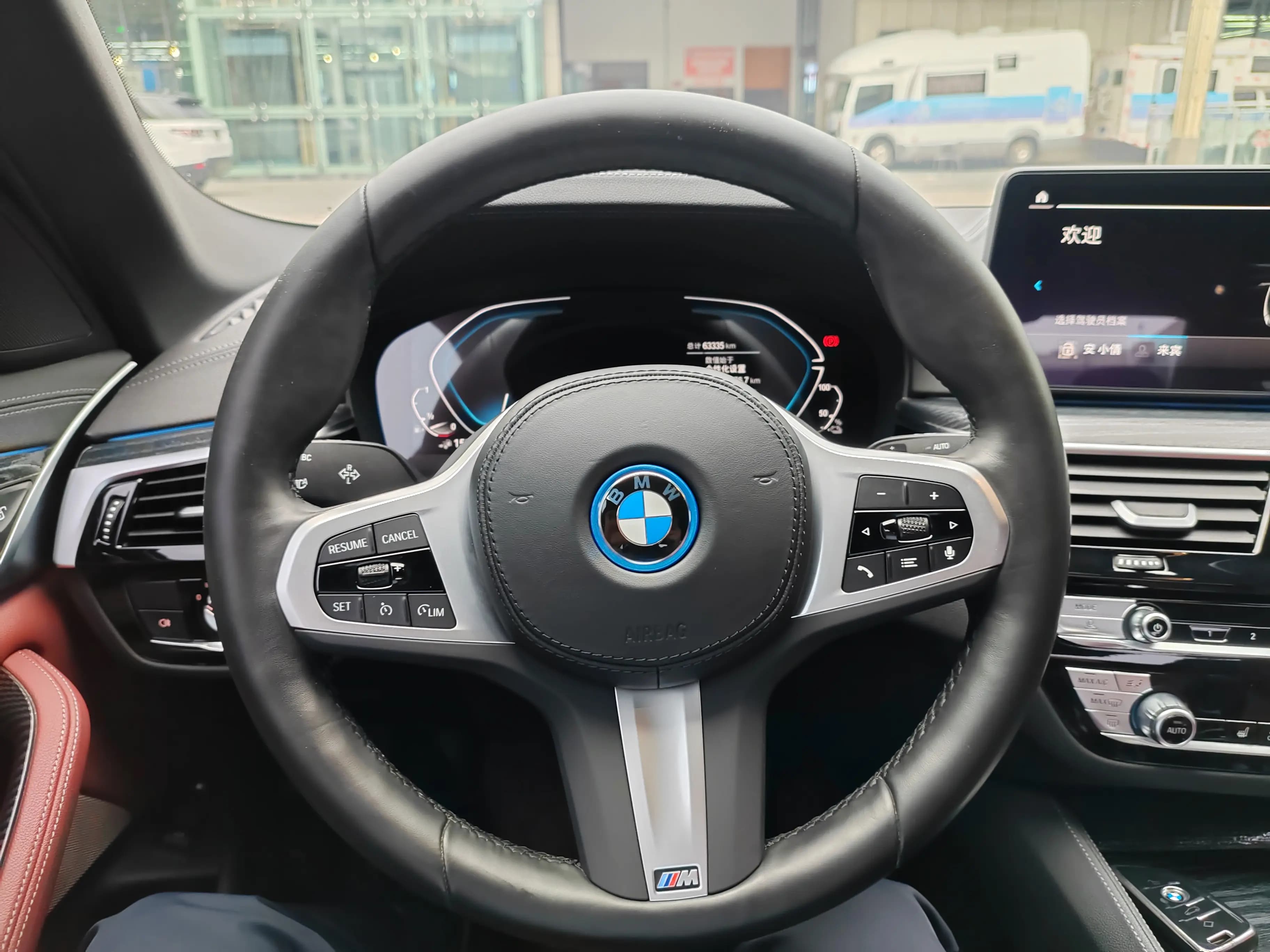 BMW 5 Series PHEV 2022 г. 63114 км. — фото 13